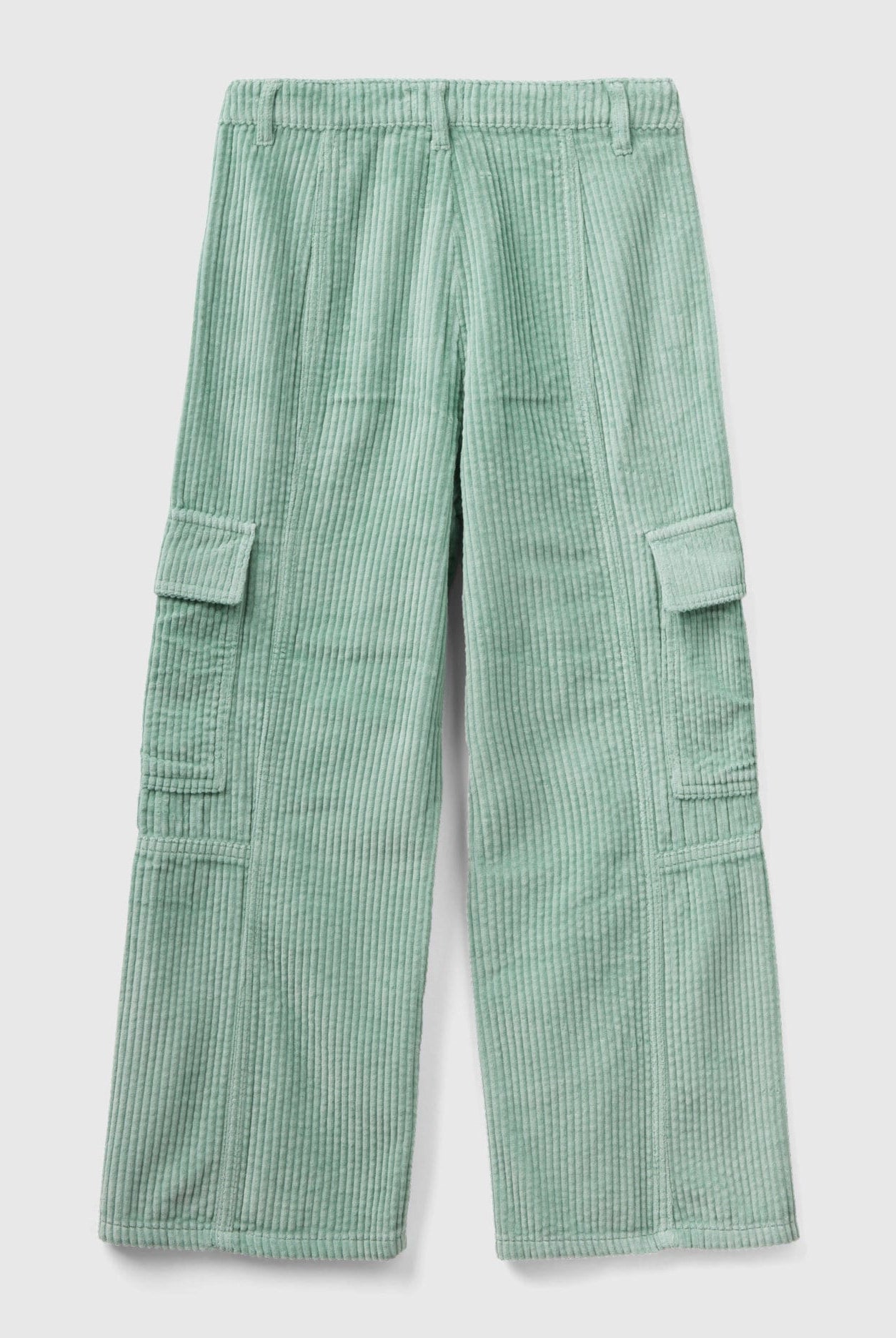 يونايتد كولورز اوف بينيتون بنطلون قطيفة واسع الساق مع جيب كارجو بناتي