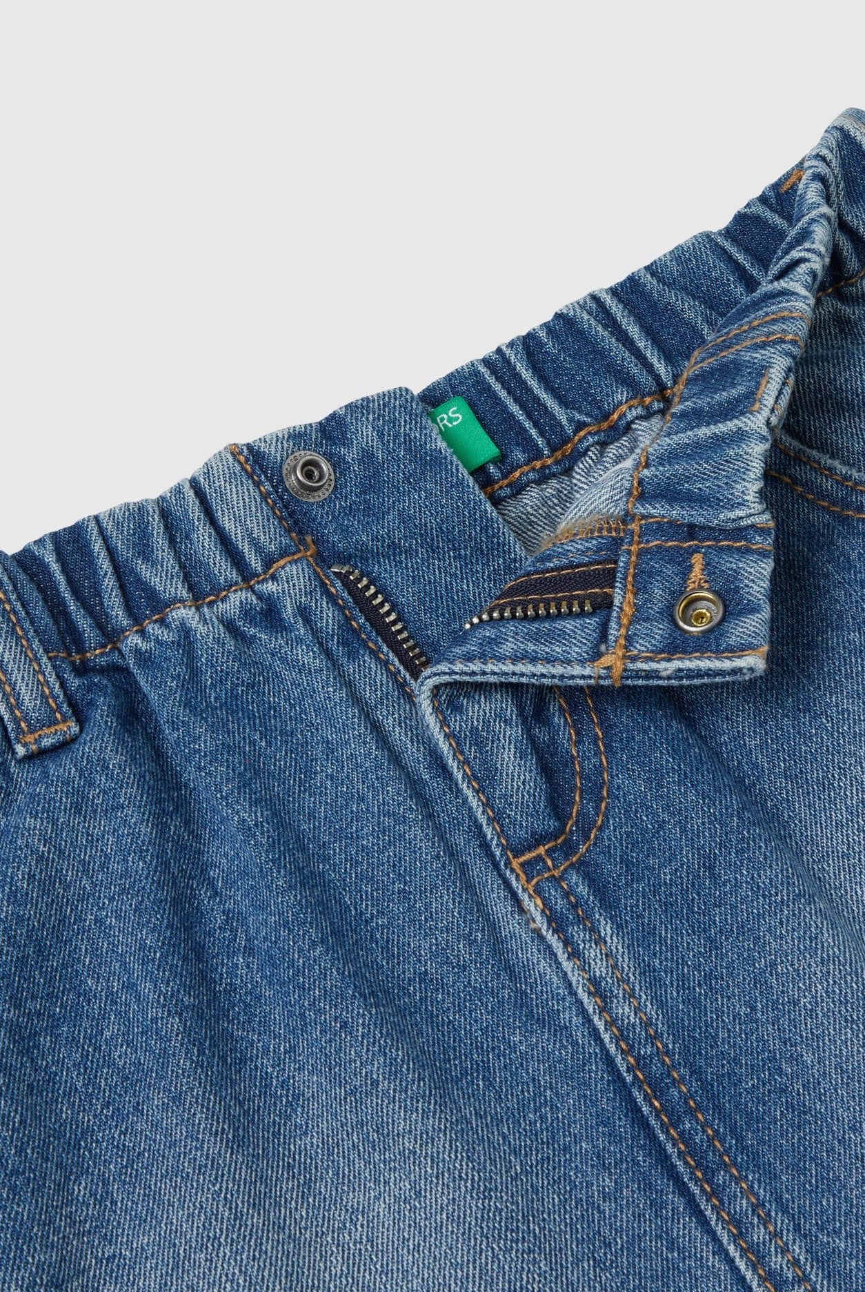 يونايتد كولورز اوف بينيتون تنورة بناتي جينز قصيرة