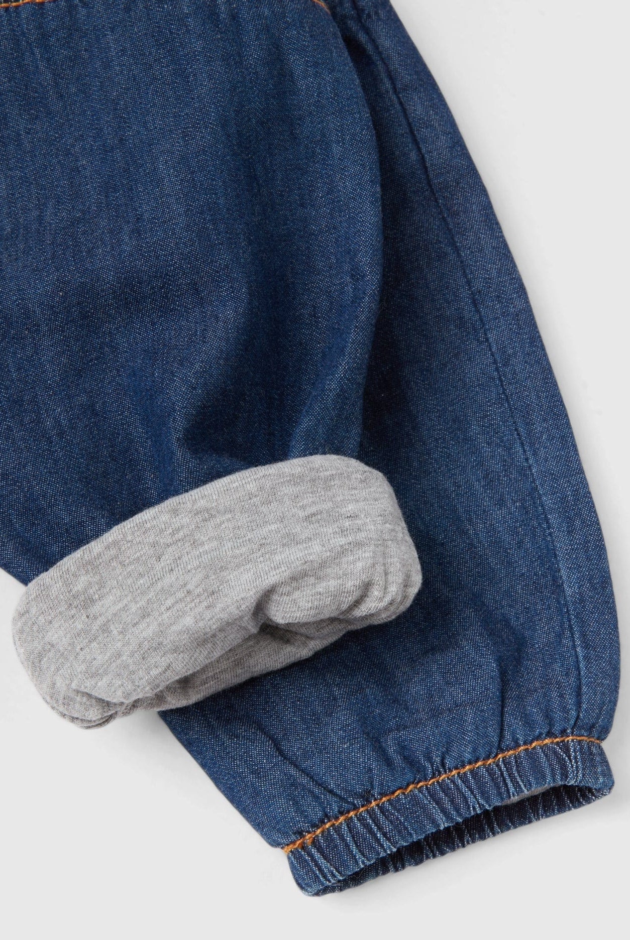 يونايتد كولورز اوف بينيتون بنطلون شامبراي خصر مطاط رضع