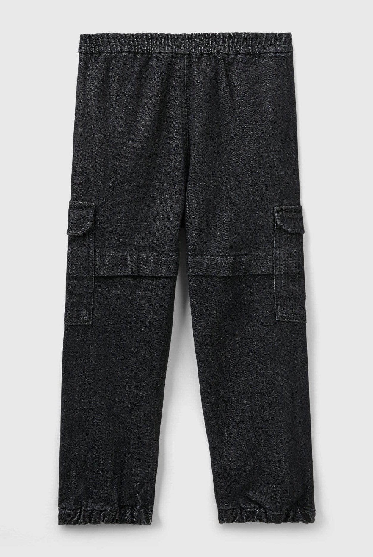 يونايتد كولورز اوف بينيتون بنطلون جينز اطفالي بقصة جوغر بجيوب