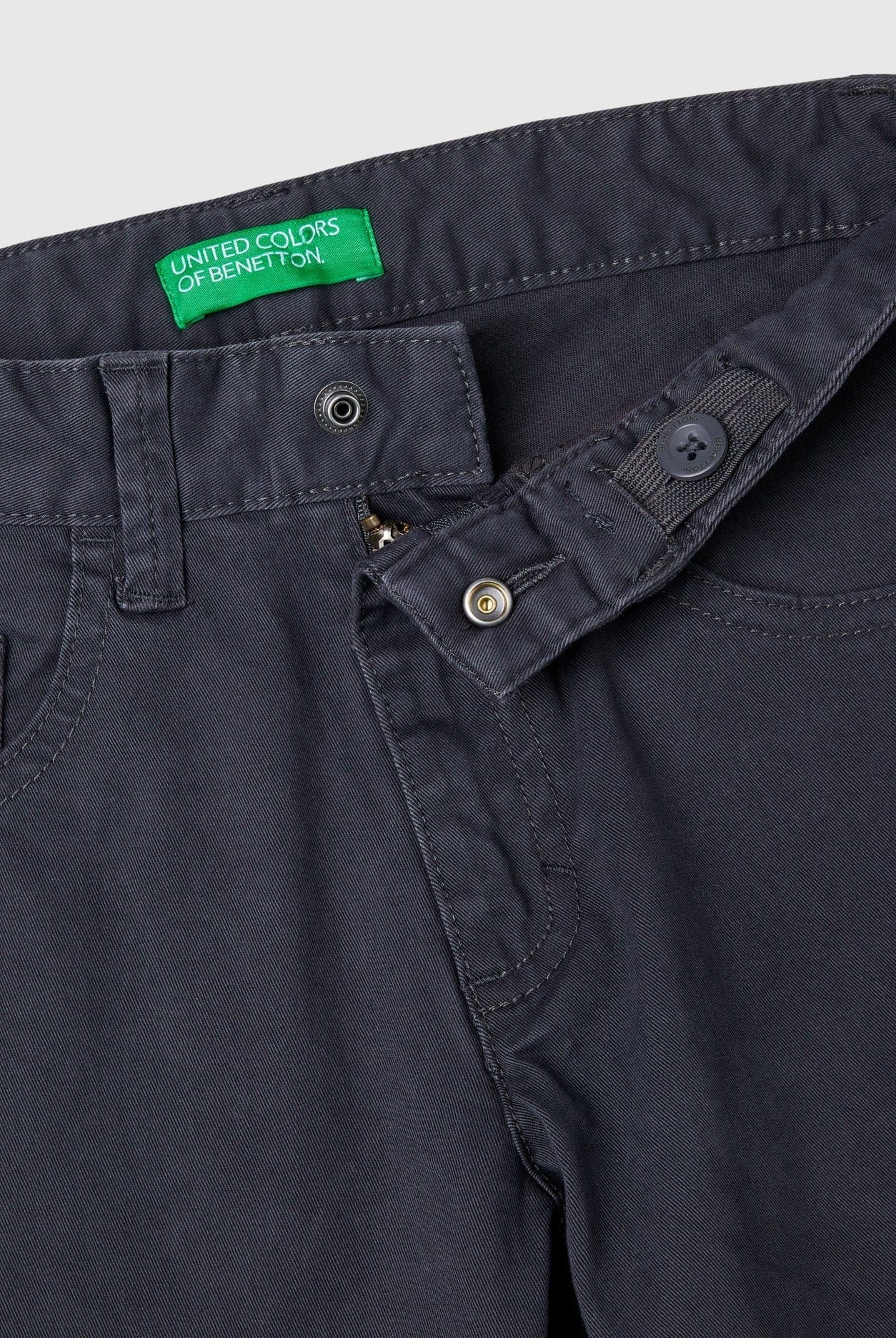 يونايتد كولورز اوف بينيتون بنطلون ولادي سليم فيت بخمس جيوب