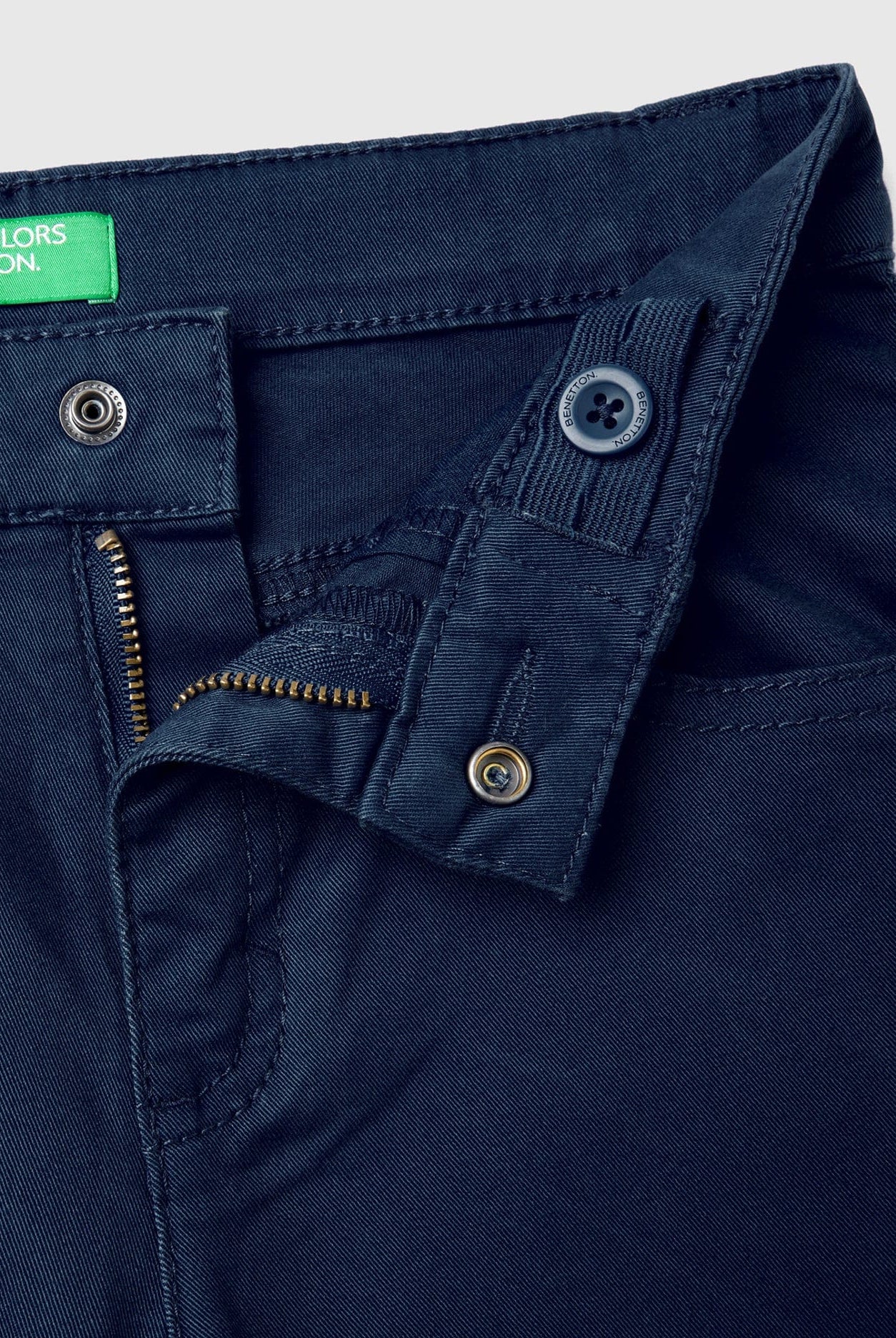 يونايتد كولورز اوف بينيتون بنطلون ولادي سليم فيت بخمس جيوب