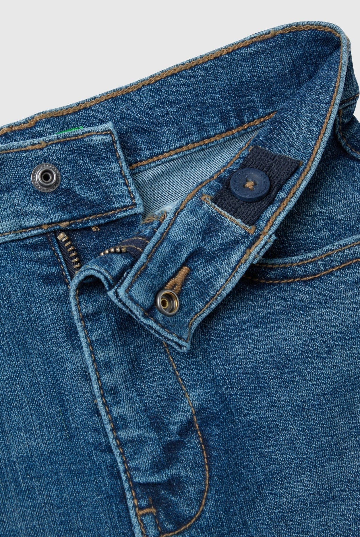 يونايتد كولورز اوف بينيتون بنطال جينز مطاطي بخمس جيوب سادة أطفالي