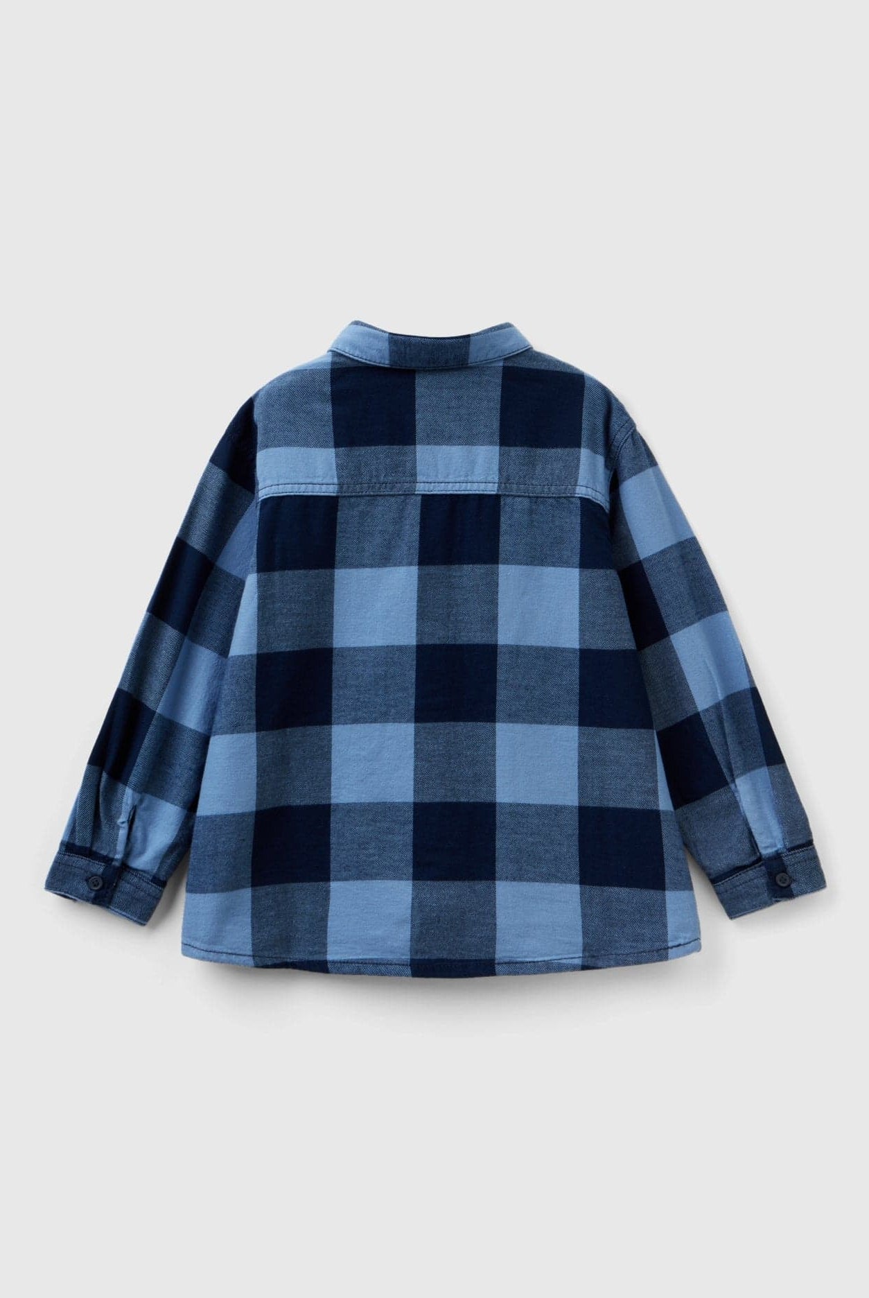 يونايتد كولورز اوف بينيتون قميص ولادي منقوش مربعات كم طويل