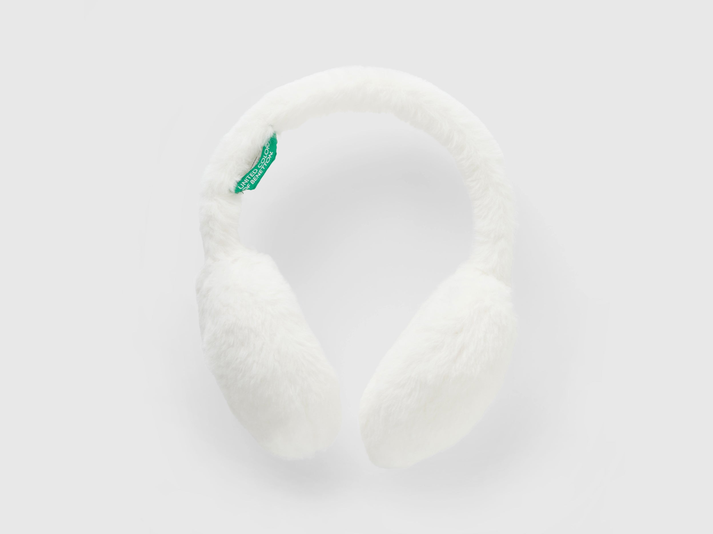 يونايتد كولورز اوف بينيتون أغطية الأذن من الفرو الصناعي