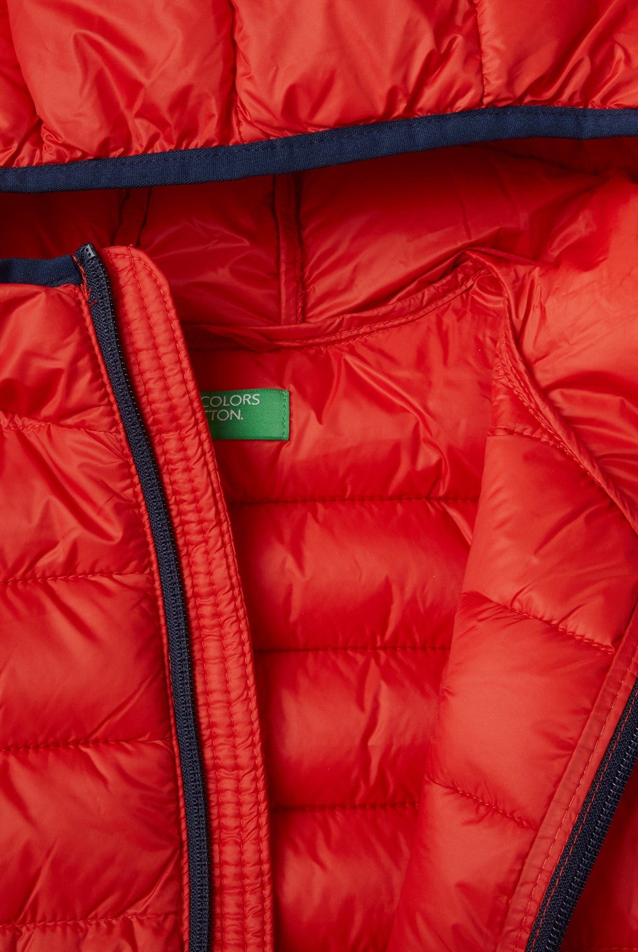 يونايتد كولورز اوف بينيتون سترة مبطنة بهودي أطفالي