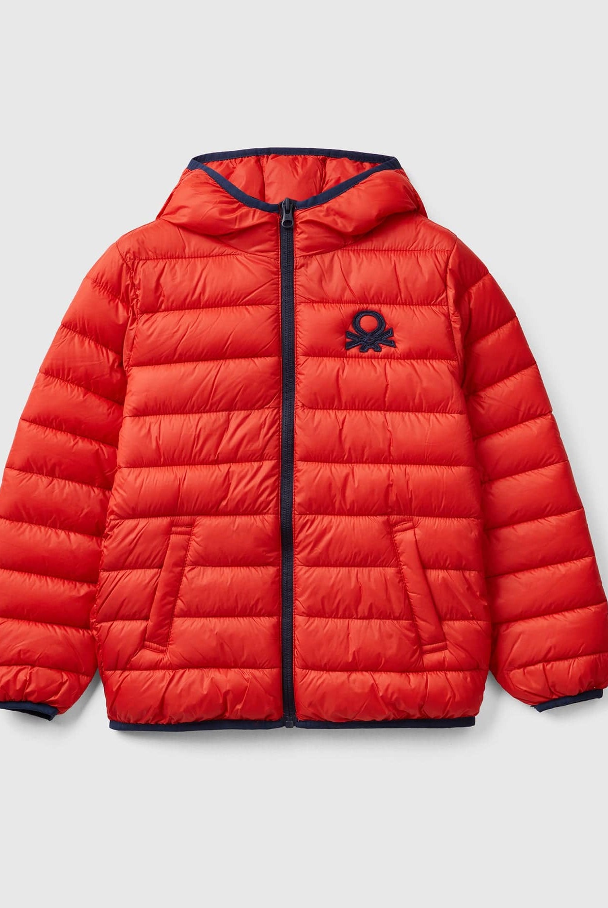 يونايتد كولورز اوف بينيتون سترة مبطنة بهودي أطفالي