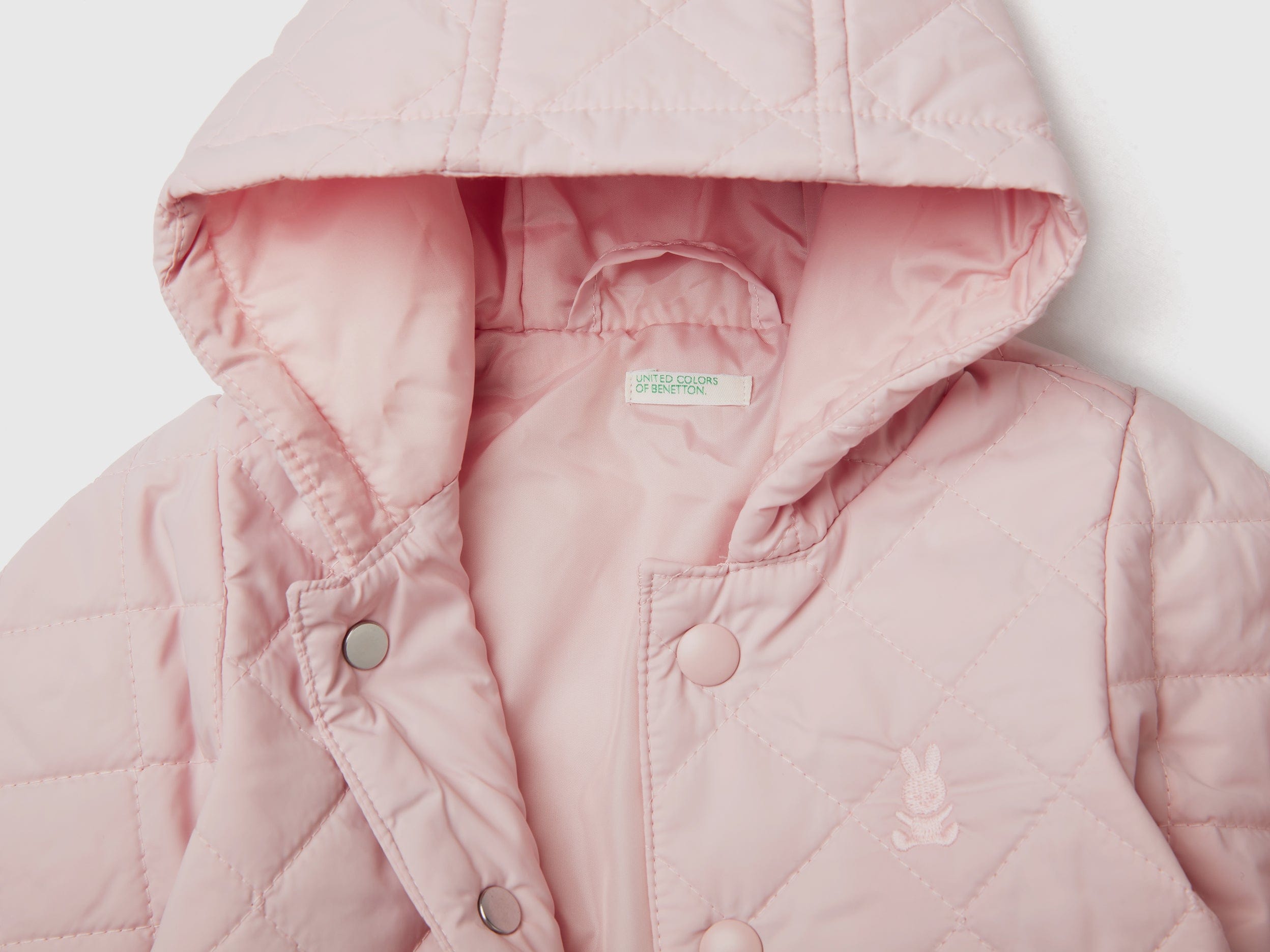 يونايتد كولورز اوف بينيتون جاكيت رضع مبطن بغطاء للؤرأس