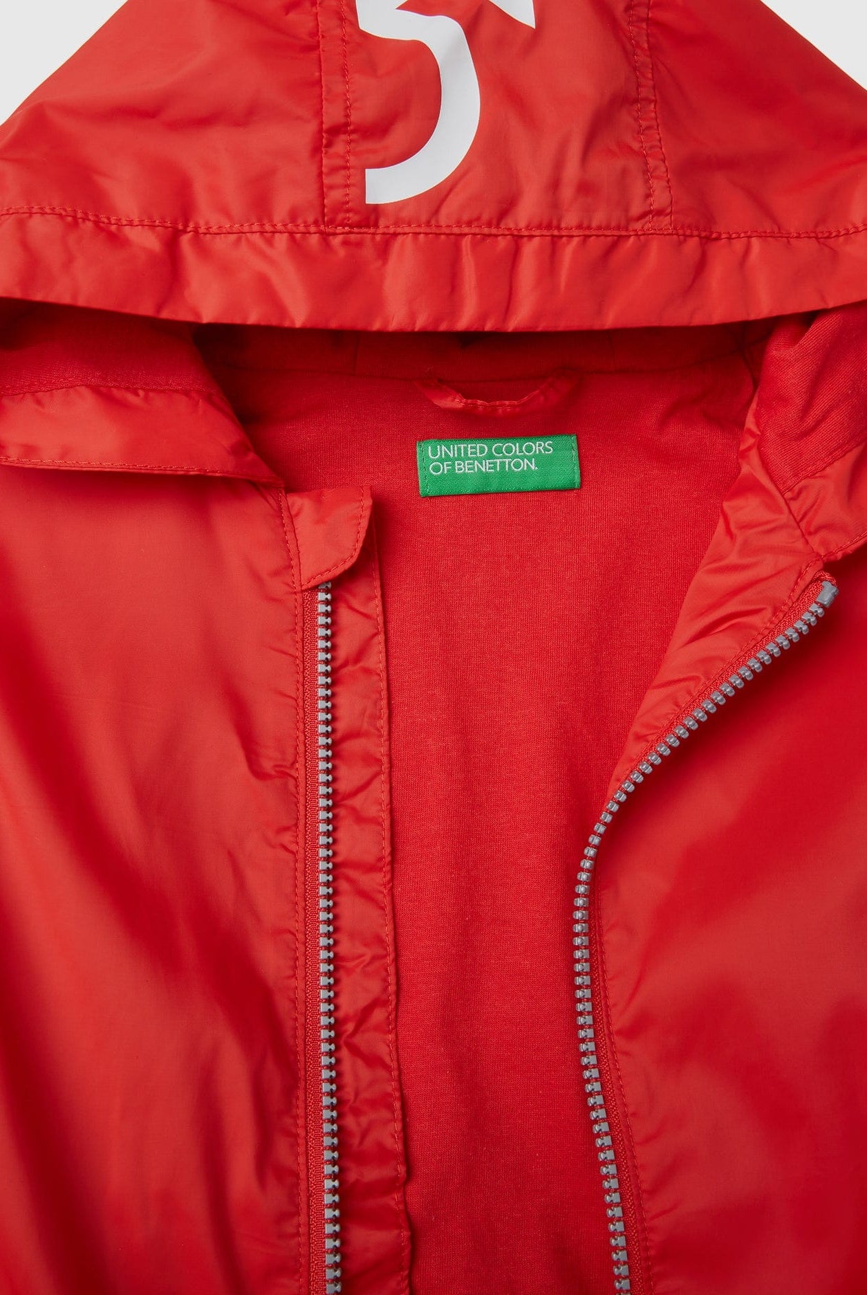 يونايتد كولورز اوف بينيتون جاكيت اطفالي خفيف بغطاء للرأس