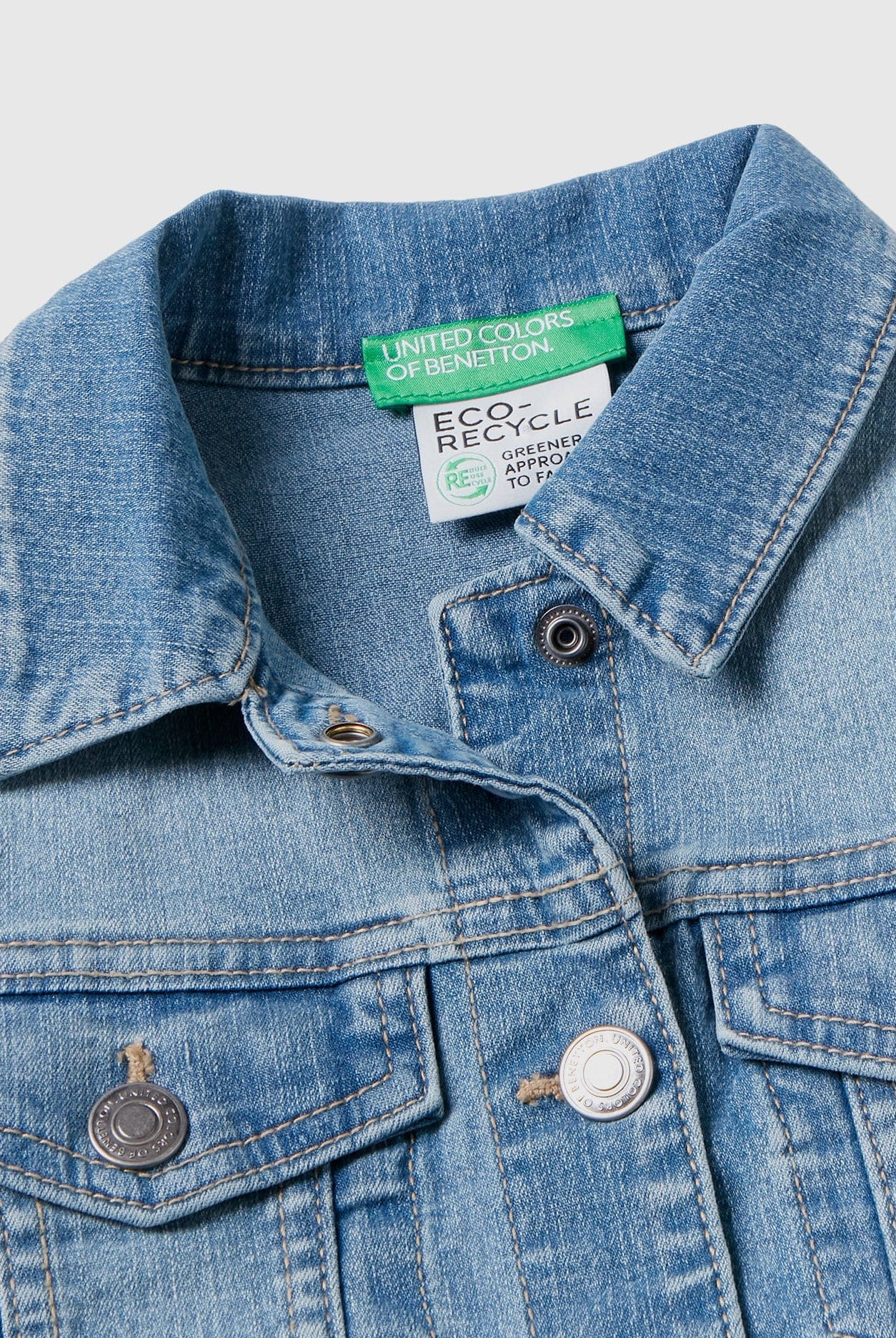 يونايتد كولورز اوف بينيتون جاكيت جينز اطفالي صديق للبيئة كم طويل