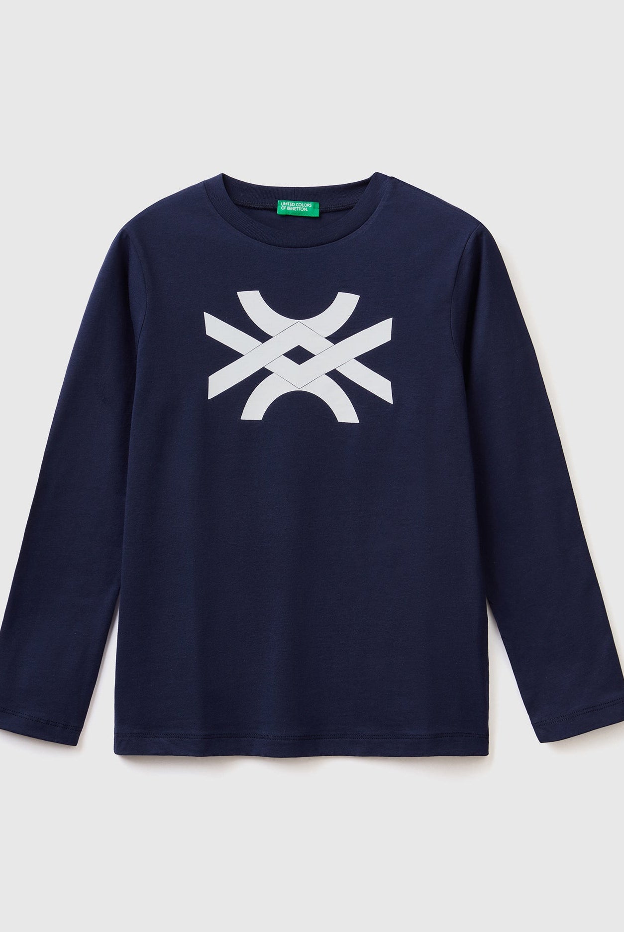 يونايتد كولورز اوف بينيتون تيشيرت بأكمام طويلة مع شعار أطفالي