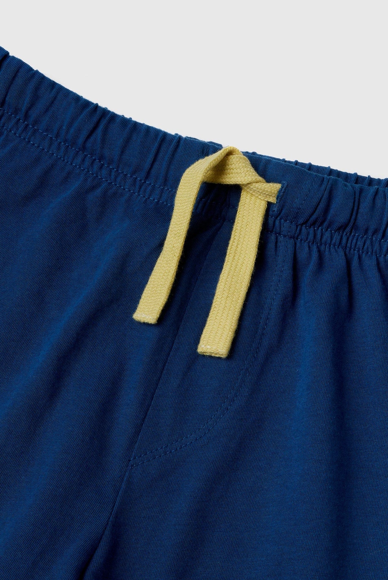 يونايتد كولورز اوف بينيتون طقم تانك توب وبرمودا أطفالي