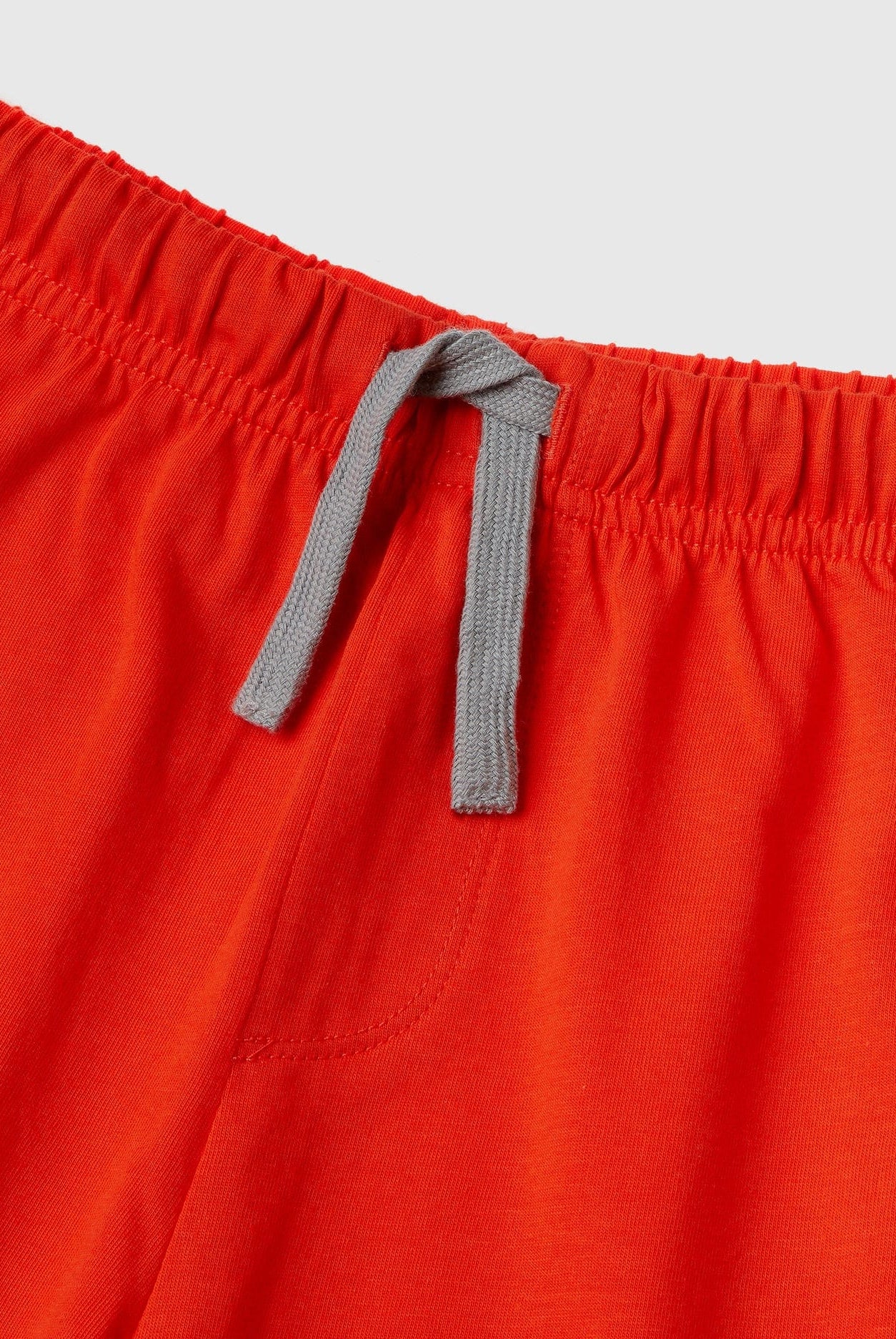 يونايتد كولورز اوف بينيتون طقم تانك توب وبرمودا أطفالي