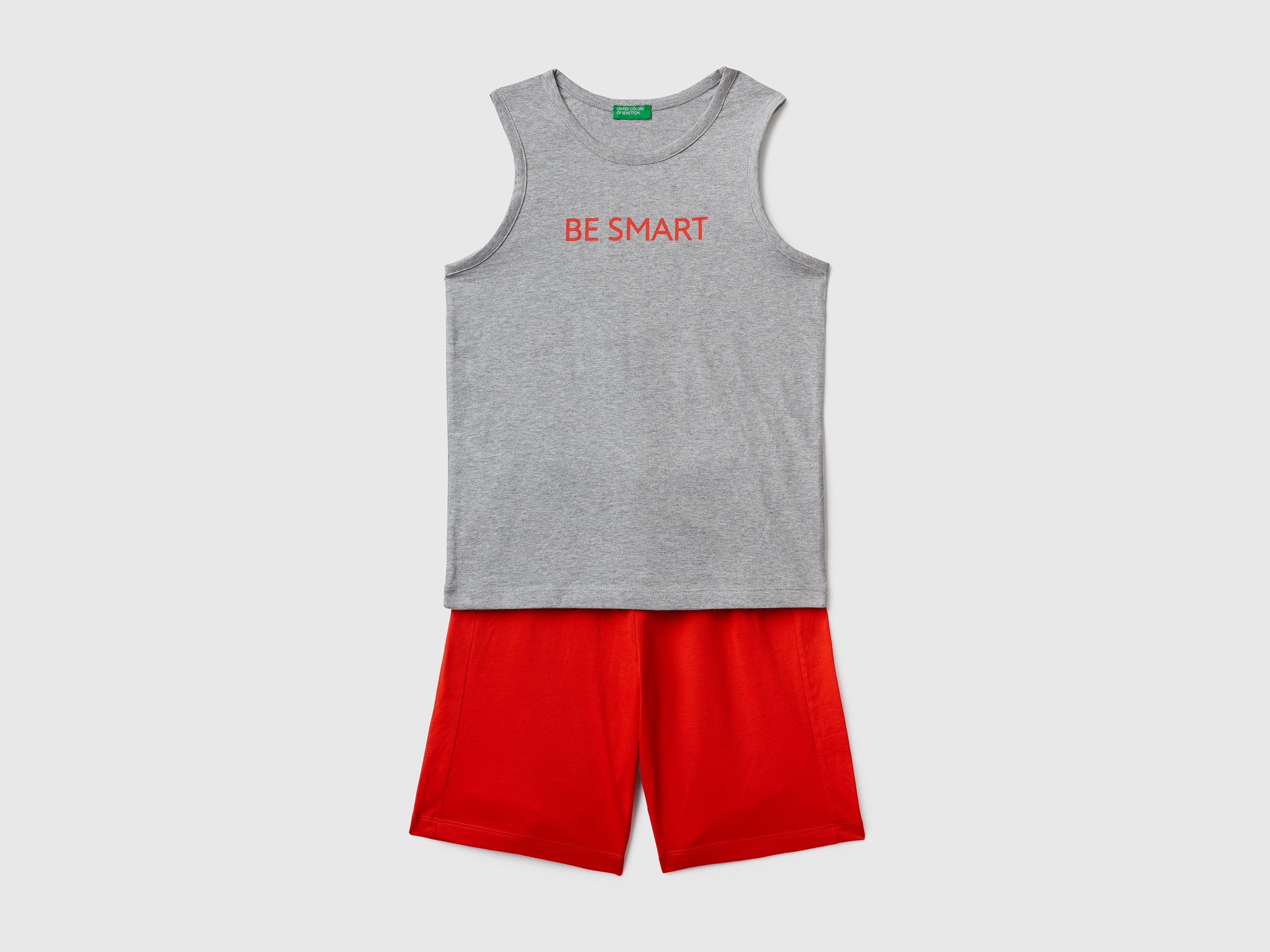 يونايتد كولورز اوف بينيتون طقم تانك توب وبرمودا أطفالي