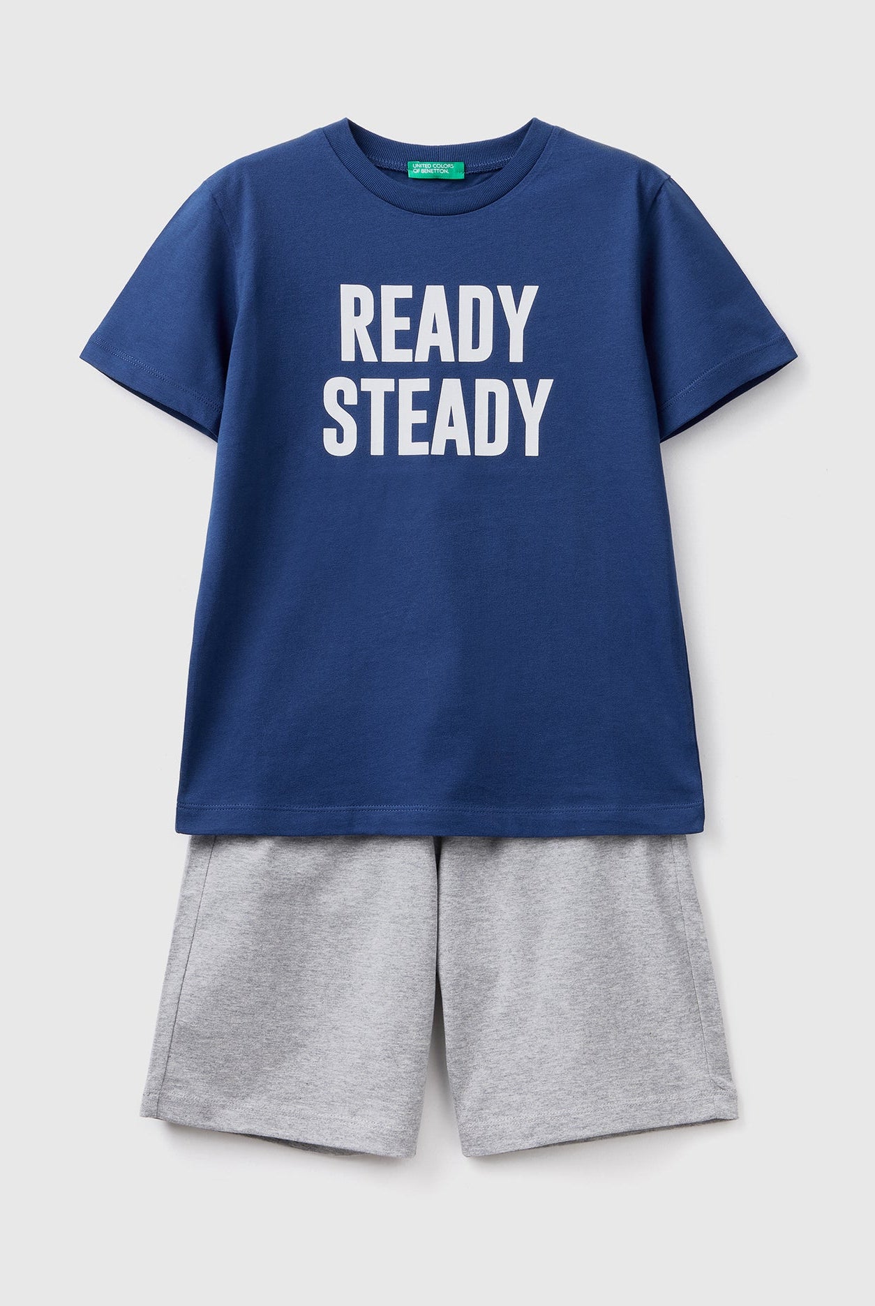 يونايتد كولورز اوف بينيتون طقم تي شيرت وبرمودا أطفالي