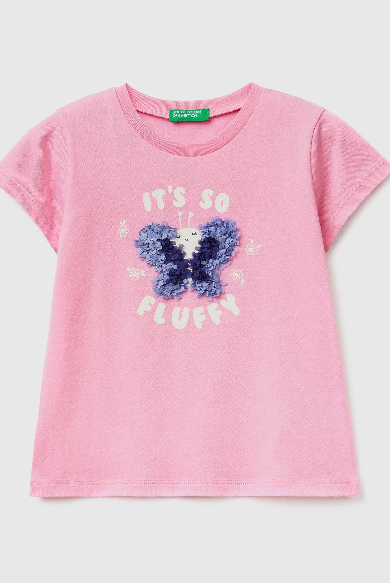 يونايتد كولورز اوف بينيتون تي شيرت بناتي مزين بمظهر البتلة نص كم