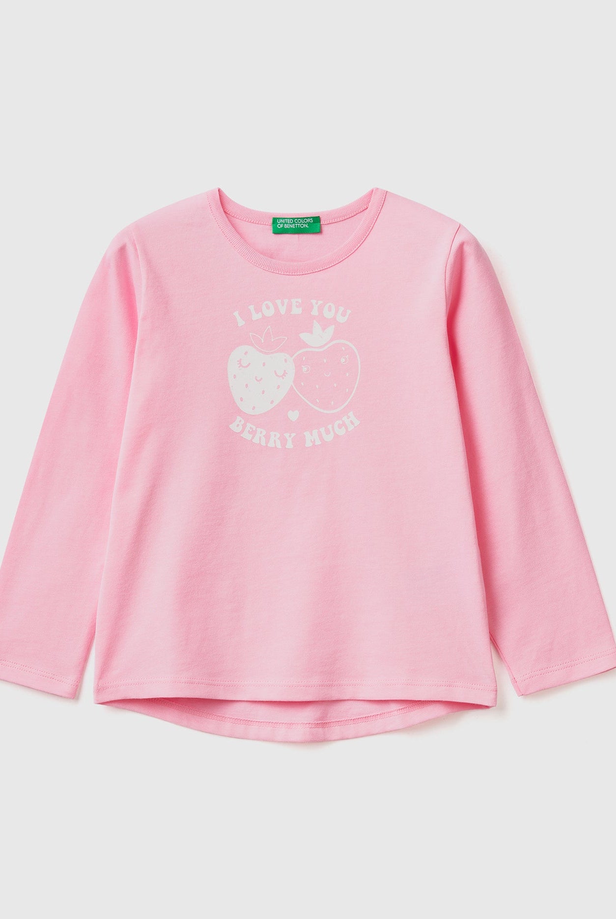 يونايتد كولورز اوف بينيتون تي شيرت بناتي مصنوع من القطن بنسبة 100% مع طبعة