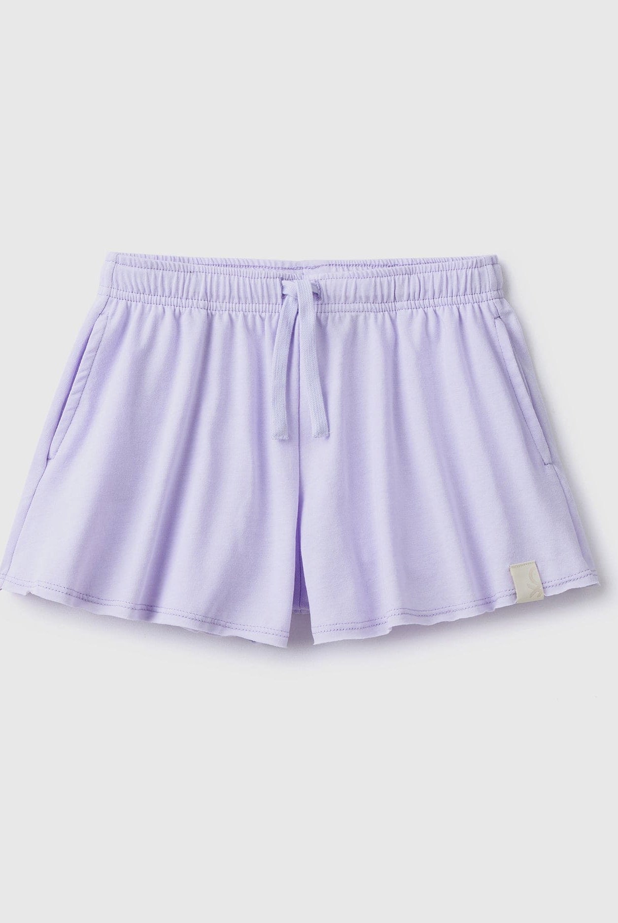 يونايتد كولورز اوف بينيتون شورت بناتي من القماش مع رباط عالخصر