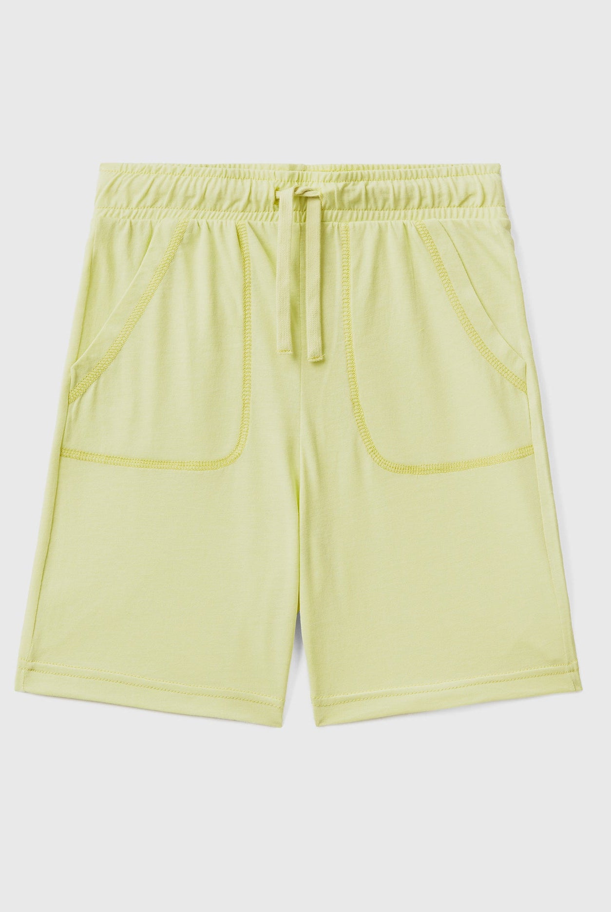 يونايتد كولورز اوف بينيتون برمودا ولادي من القماش المعاد تدويره بجيب