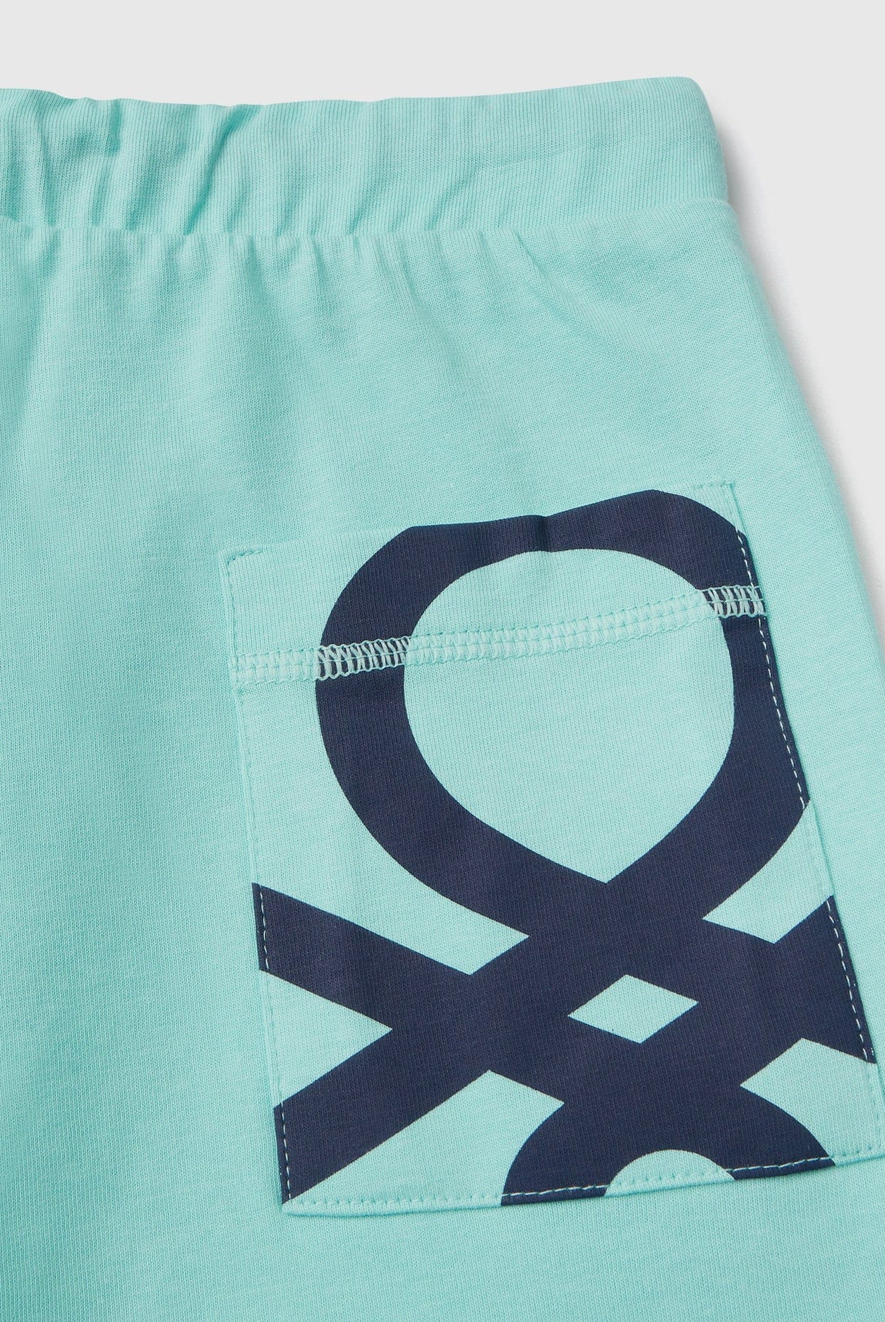 يونايتد كولورز اوف بينيتون شورت قطن 100% برباط أطفالي