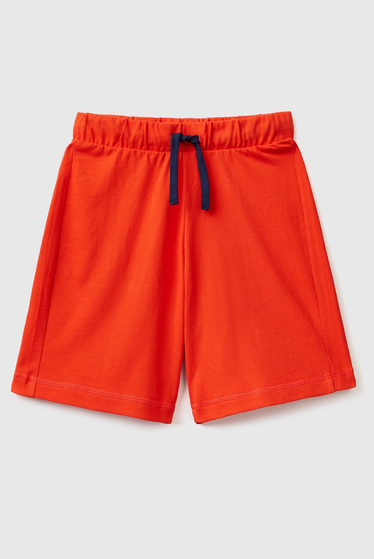 يونايتد كولورز اوف بينيتون شورت قطن 100% برباط أطفالي