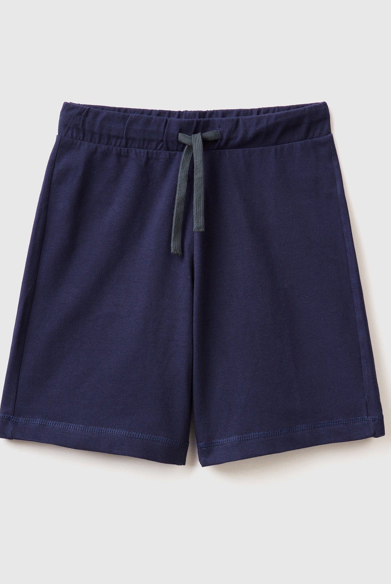 يونايتد كولورز اوف بينيتون شورت قطن 100% برباط أطفالي