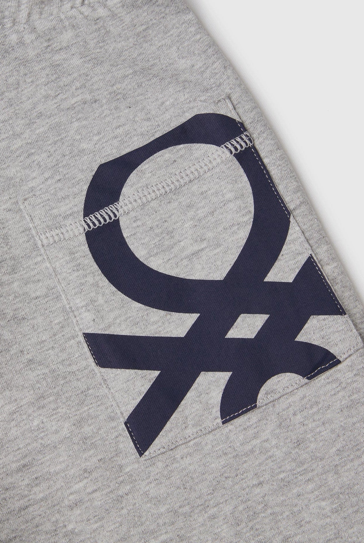 يونايتد كولورز اوف بينيتون شورت قطن 100% برباط أطفالي