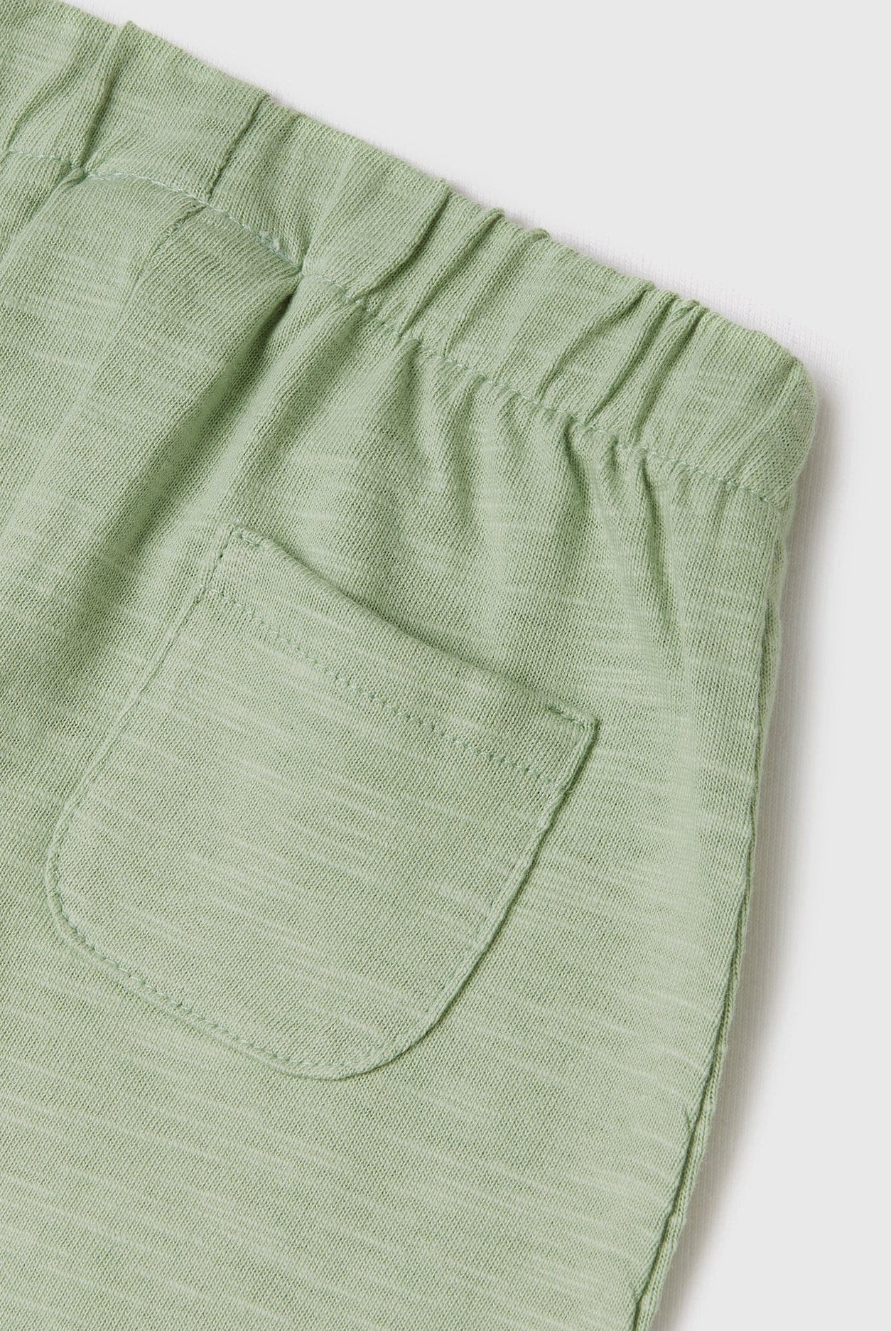 يونايتد كولورز اوف بينيتون طقم تي شيرت وبنطلون منقوش كم طويل رضع أطفال