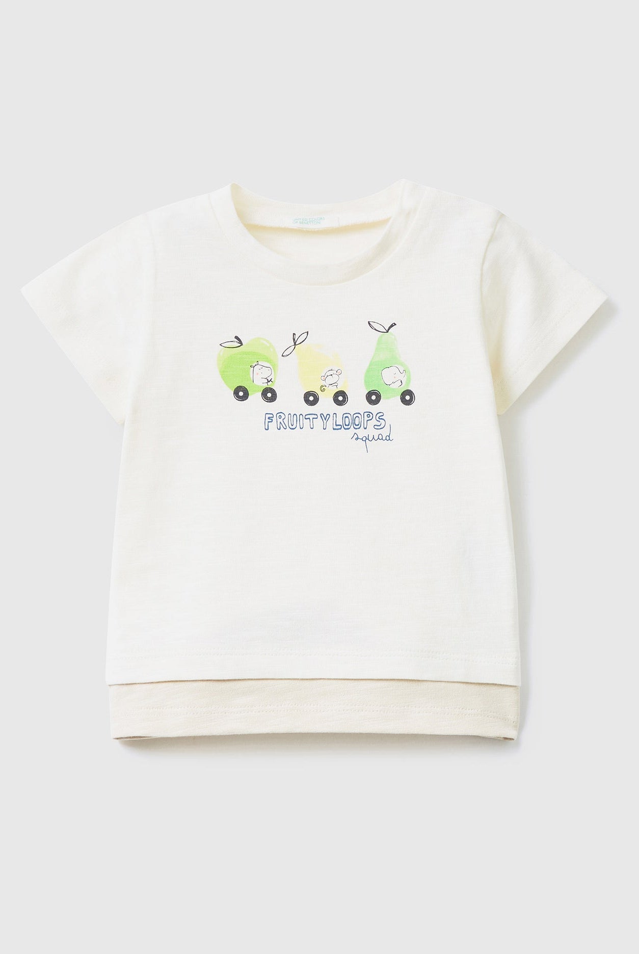 يونايتد كولورز اوف بينيتون تيشيرت بطبعة فواكه أمامية نص كم رضع أطفال