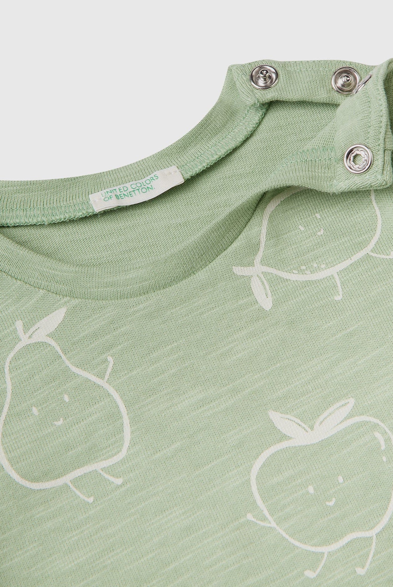 يونايتد كولورز اوف بينيتون تيشيرت بطبعة فواكه نص كم رضع أطفال