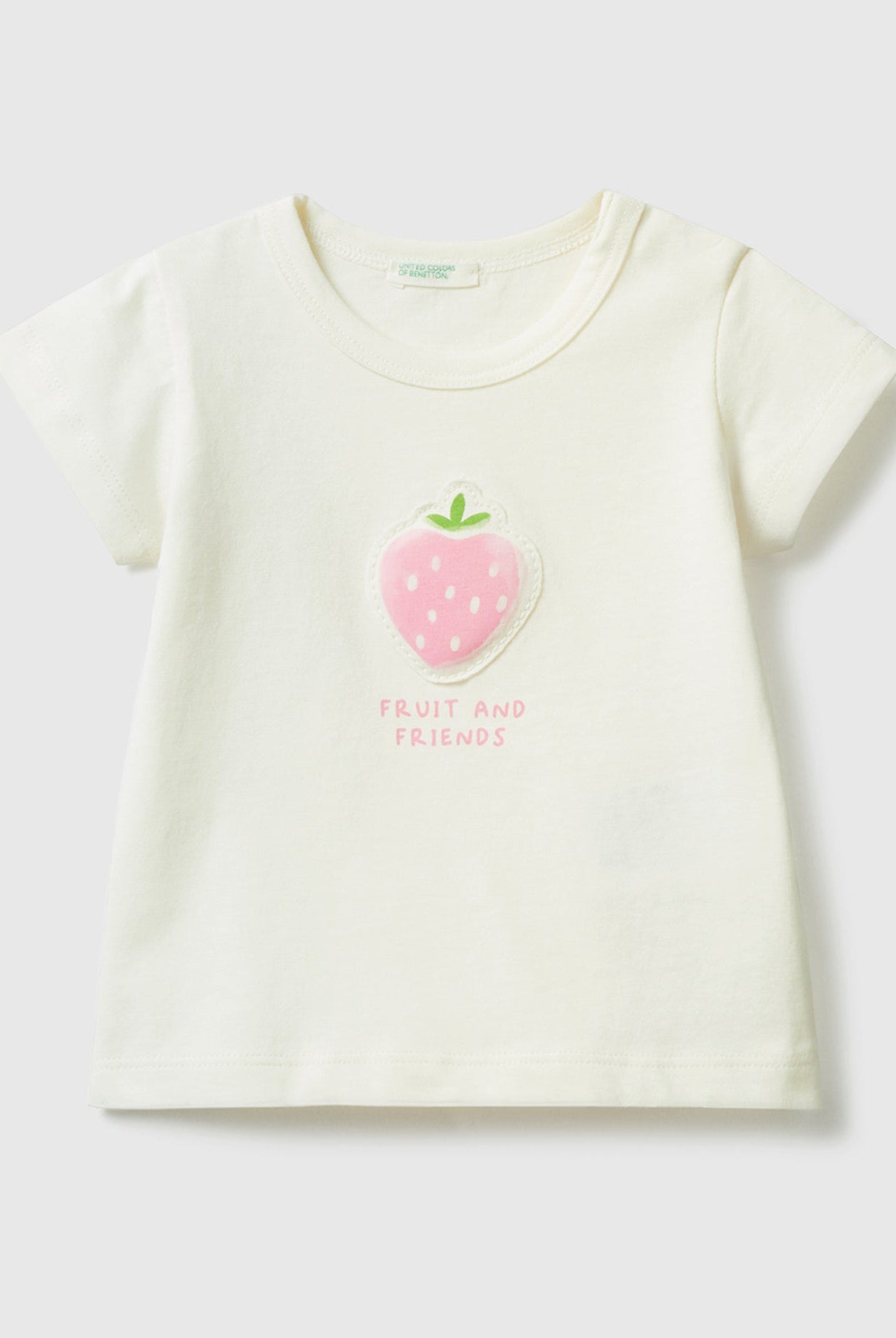 يونايتد كولورز اوف بينيتون تيشيرت برقعة وطباعة أمامية كم قصير رضع أطفال