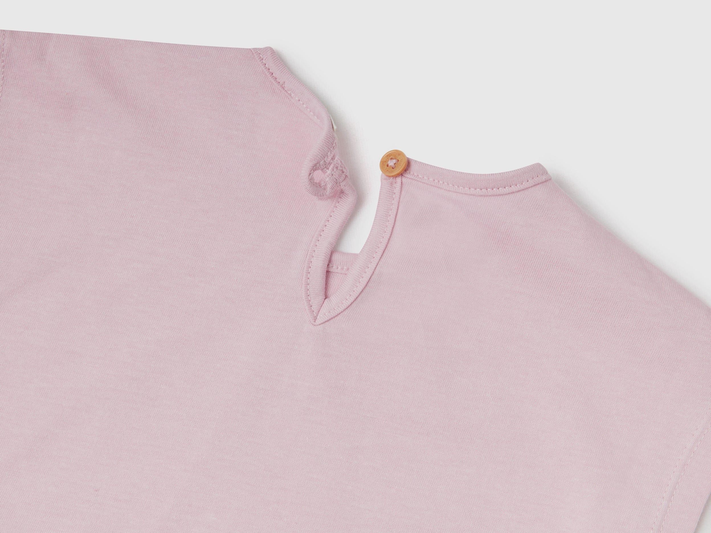 يونايتد كولورز اوف بينيتون تيشيرت من القطن العضوي بطبعة رضع أطفال