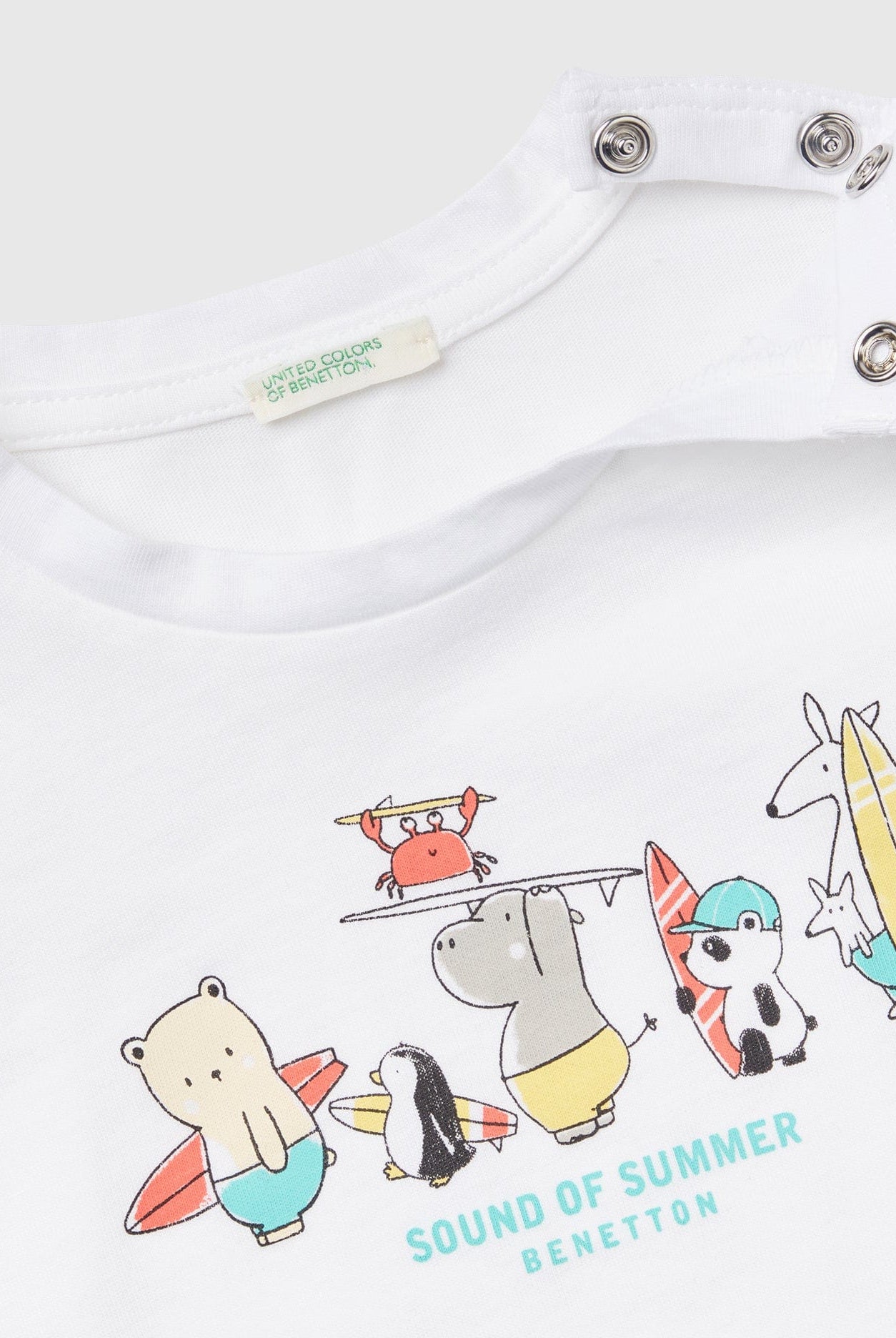 يونايتد كولورز اوف بينيتون تي شيرت بطبعة أمامية نص كم رضع أطفال