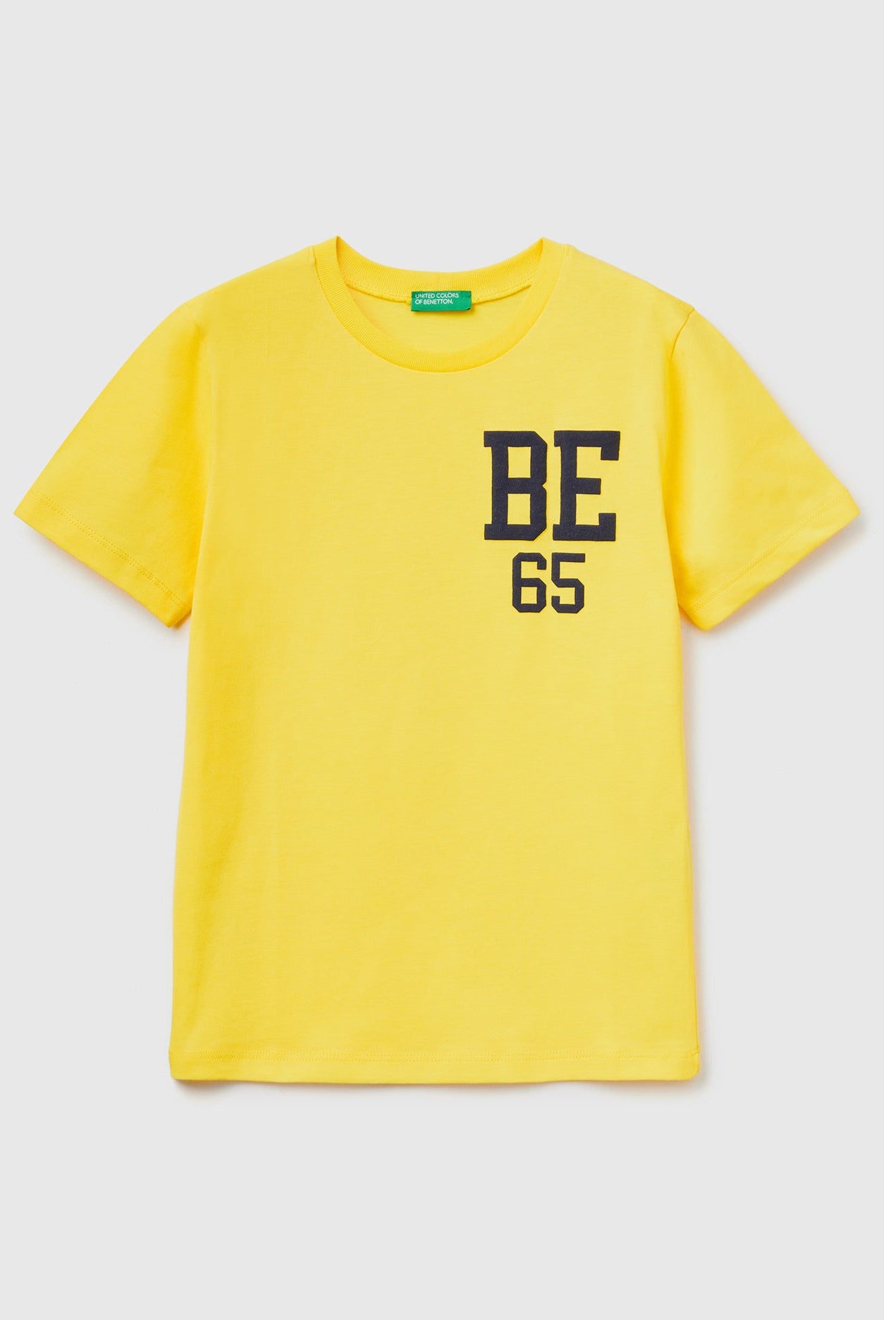 يونايتد كولورز اوف بينيتون تي شيرت بشعار من القطن العضوي بنسبة 100% نص كم أطفالي