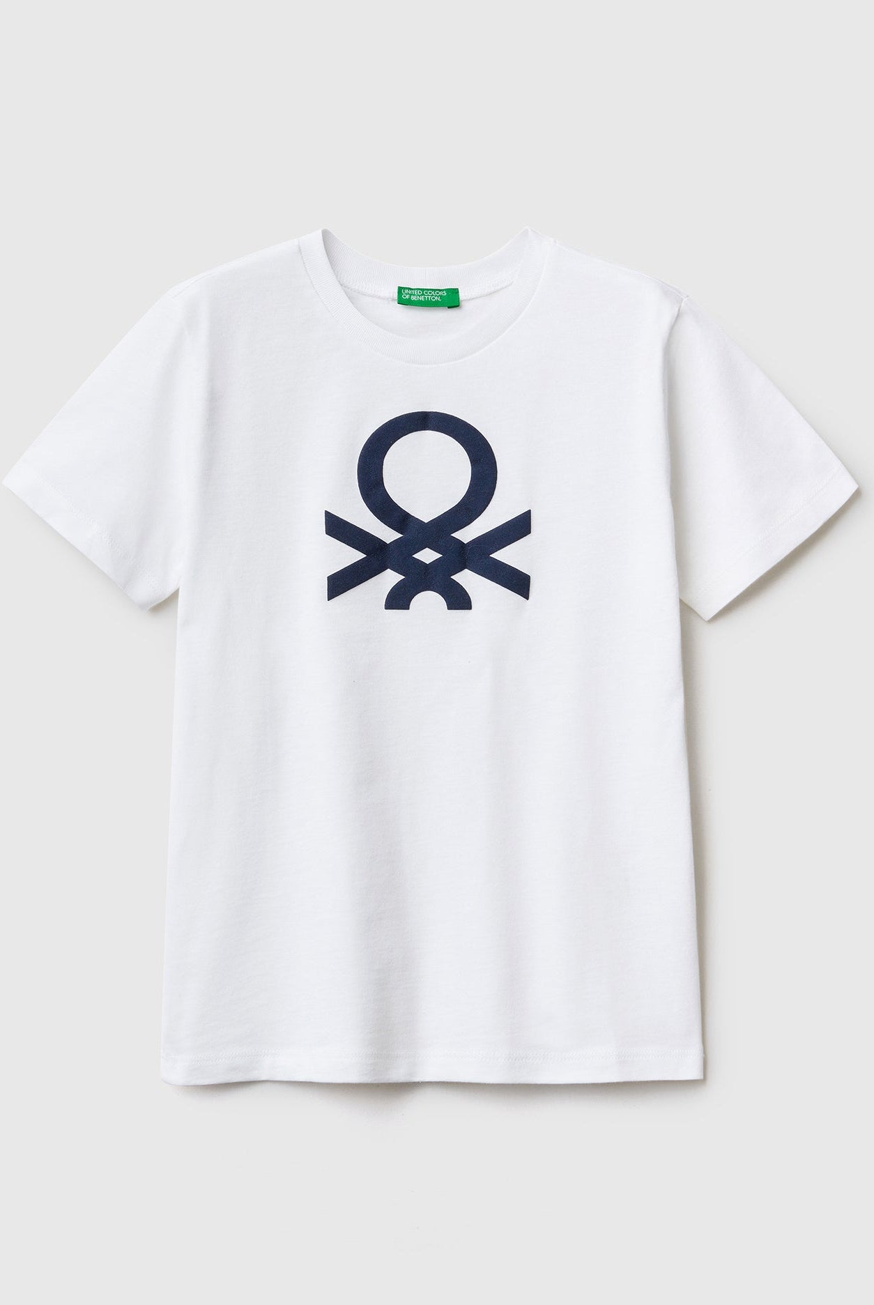 يونايتد كولورز اوف بينيتون تي شيرت بشعار من القطن العضوي بنسبة 100% نص كم أطفالي