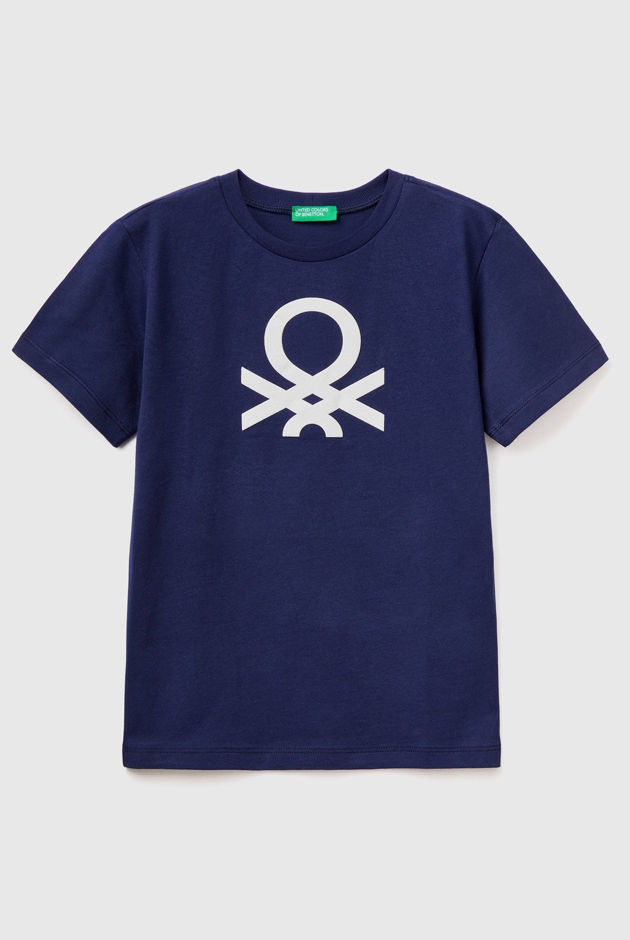 يونايتد كولورز اوف بينيتون تي شيرت بشعار من القطن العضوي بنسبة 100% نص كم أطفالي