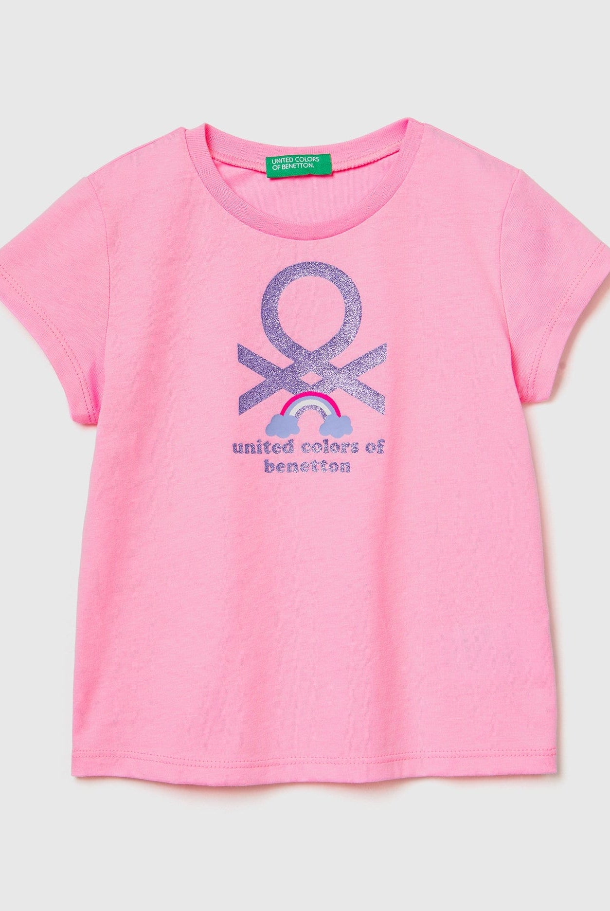 يونايتد كولورز اوف بينيتون تيشيرت قطن عضوي بطبعة بناتي