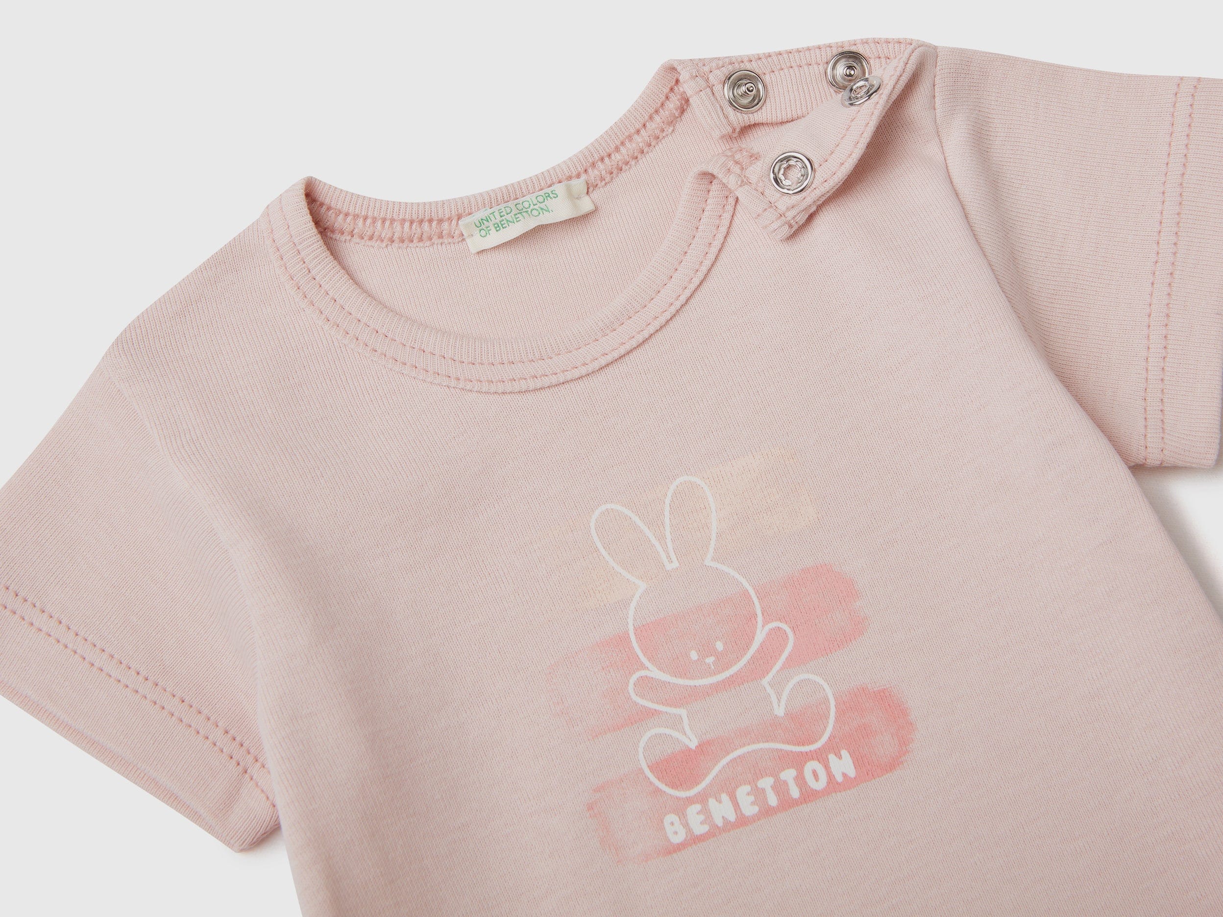 يونايتد كولورز اوف بينيتون تي شيرت من القطن العضوي 100% رضع أطفالي