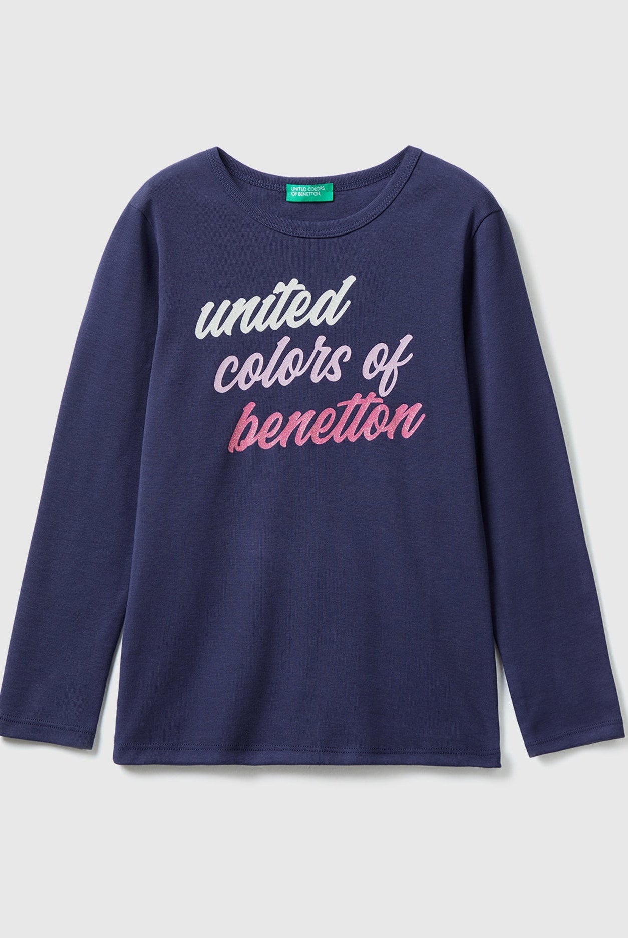 يونايتد كولورز اوف بينيتون تيشيرت اطفالي بأكمام طويلة وطباعة براقة