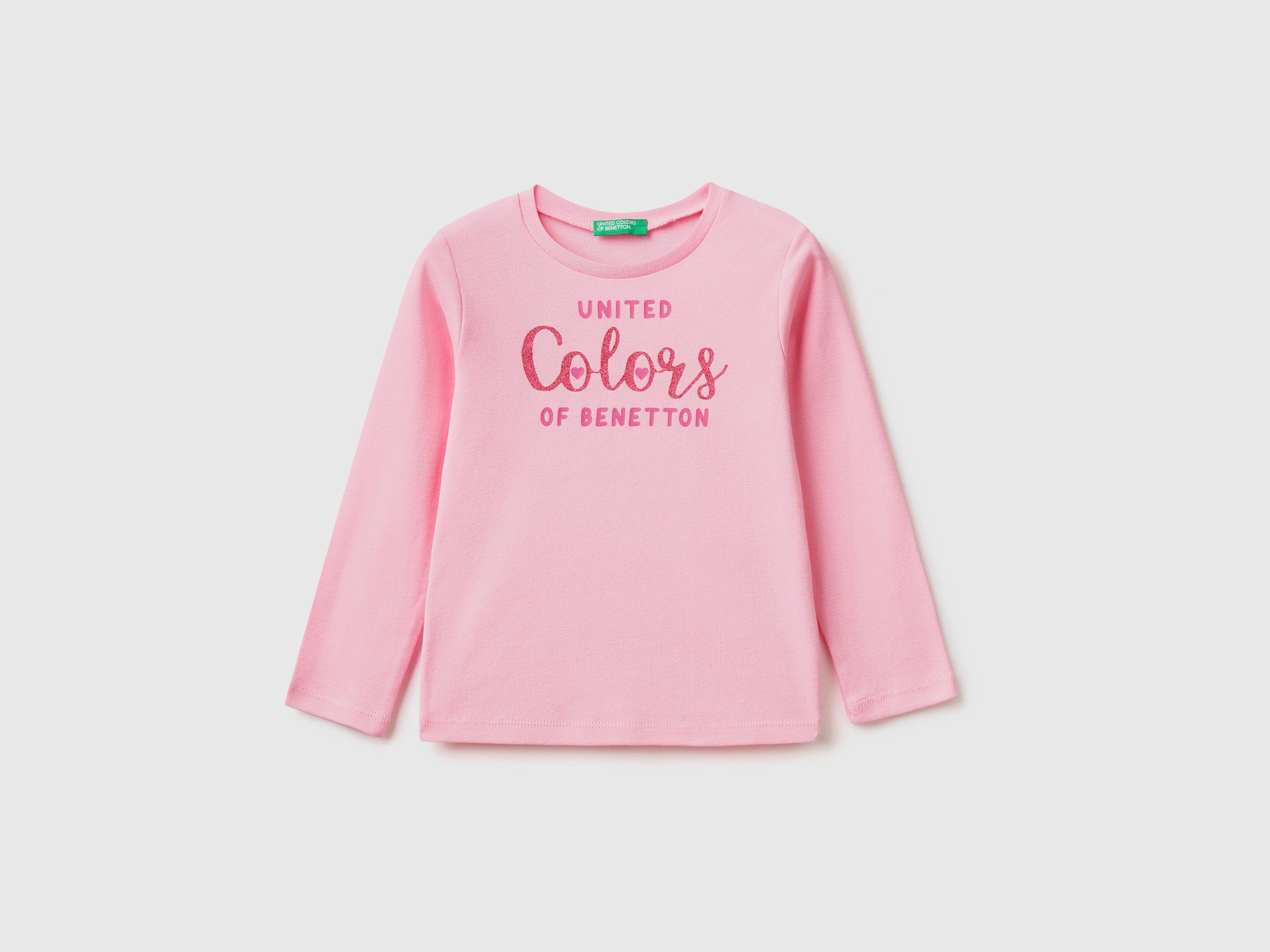 يونايتد كولورز اوف بينيتون تيشيرت بناتي بأكمام طويلة وطباعة عالصدر