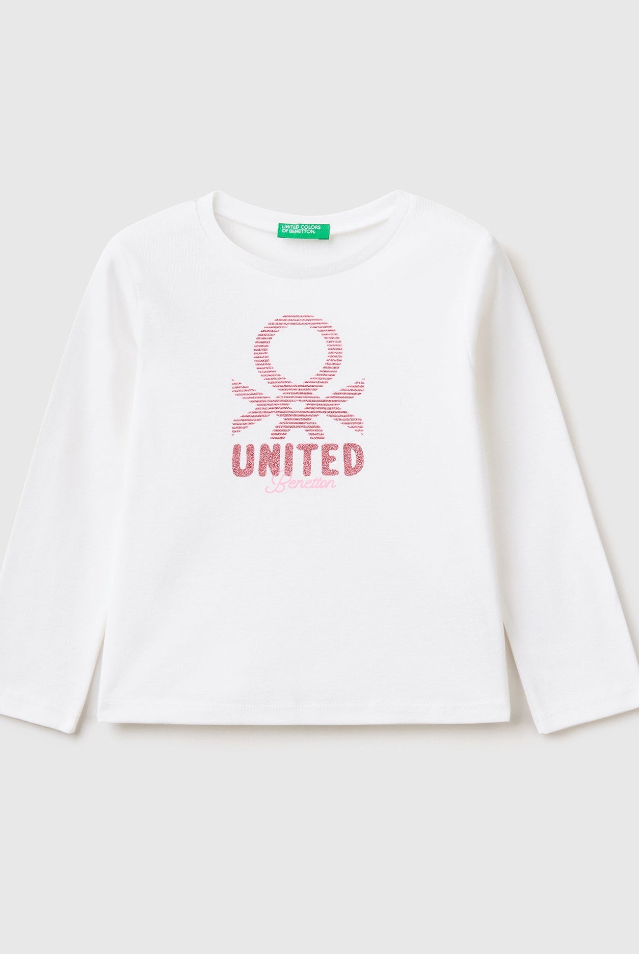 يونايتد كولورز اوف بينيتون تيشيرت بناتي بأكمام طويلة وطباعة عالصدر