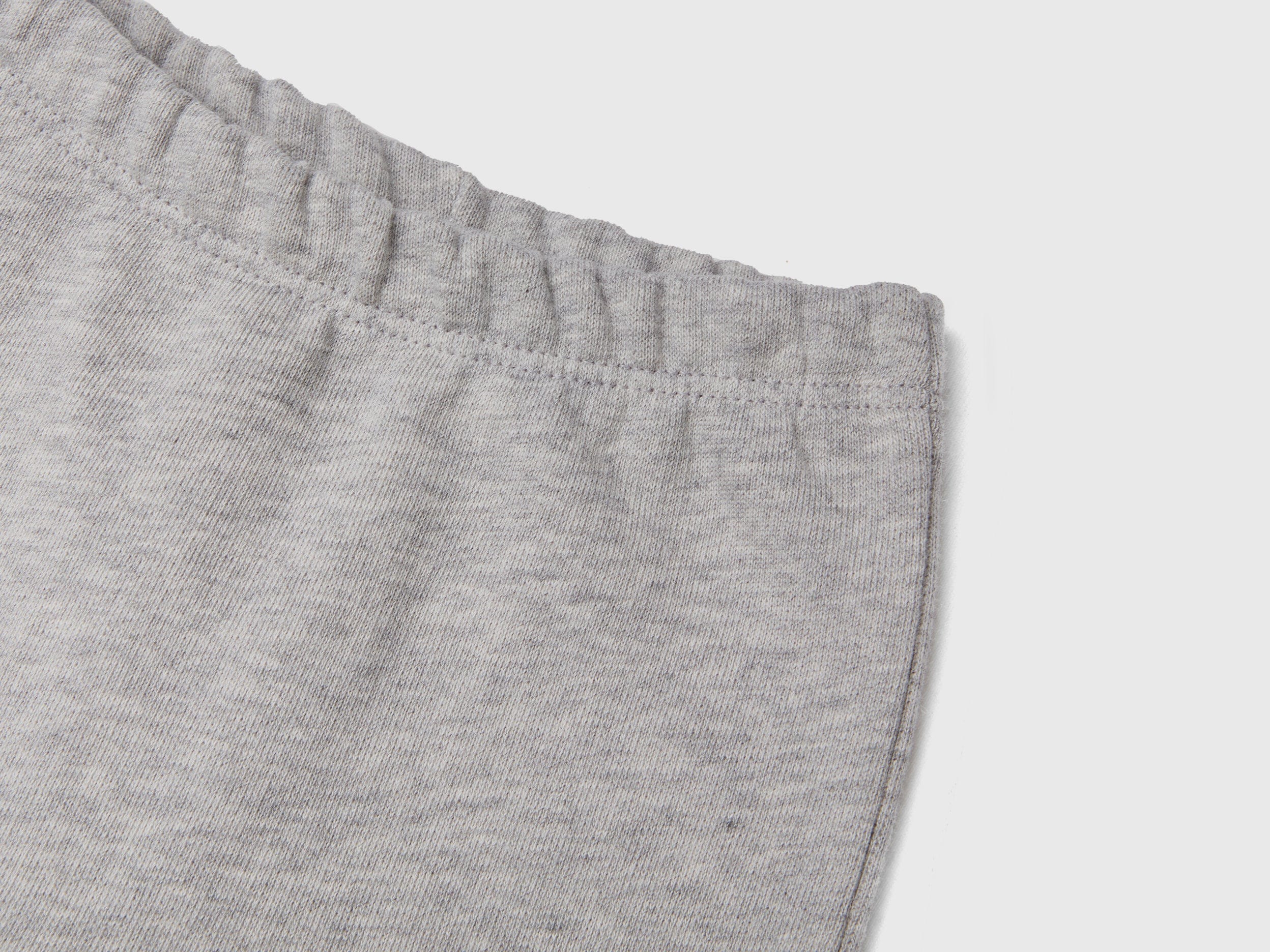 يونايتد كولورز اوف بينيتون طقم رياضي سويت شيرت بسحاب وبنطلون رضع أطفال