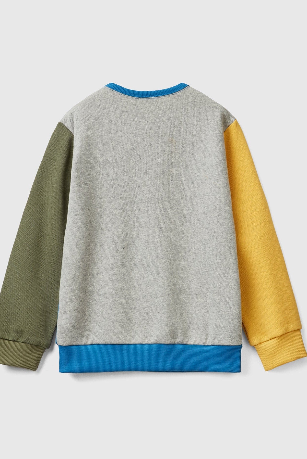 يونايتد كولورز اوف بينيتون سويت شيرت بطبعة شعار أطفالي