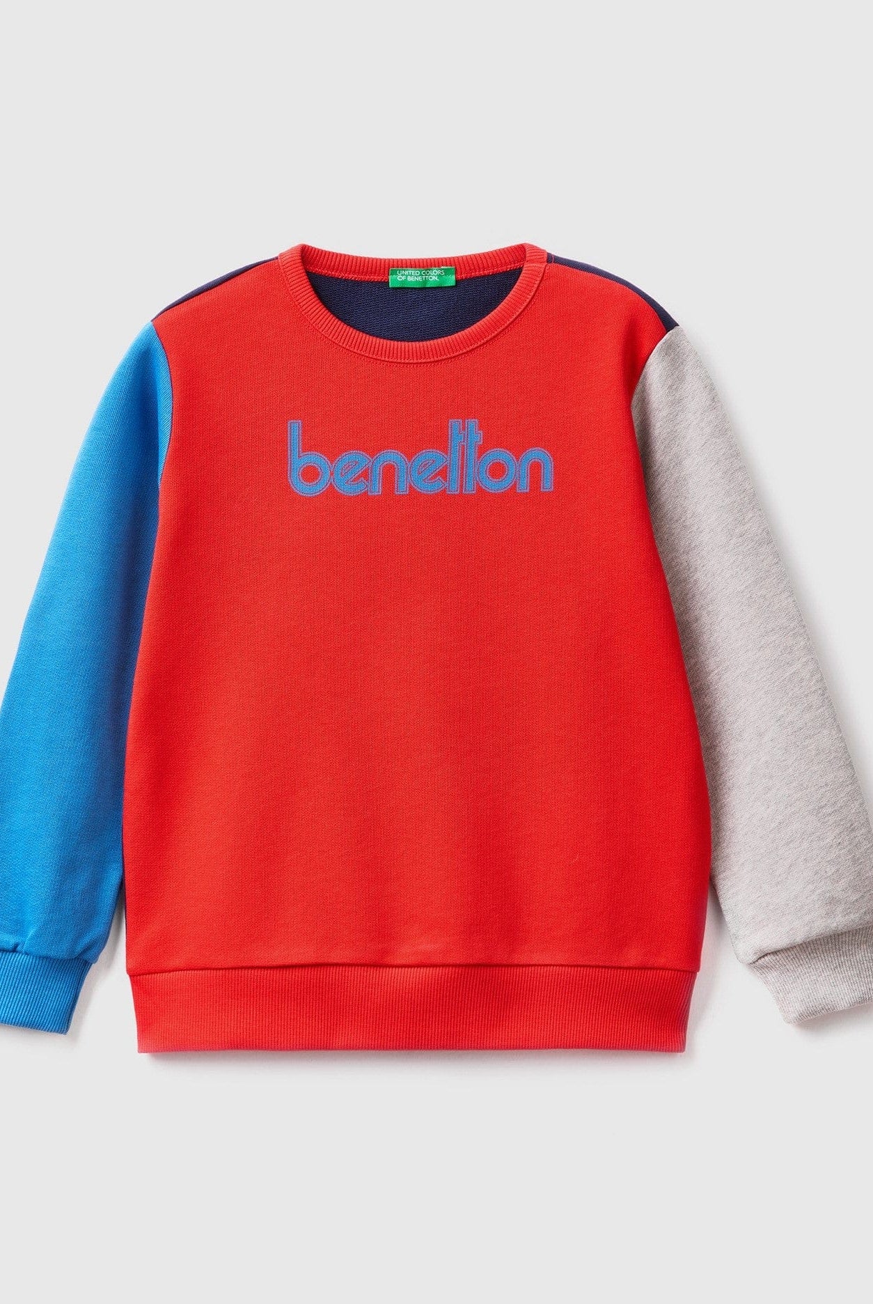 يونايتد كولورز اوف بينيتون سويت شيرت بطبعة شعار أطفالي