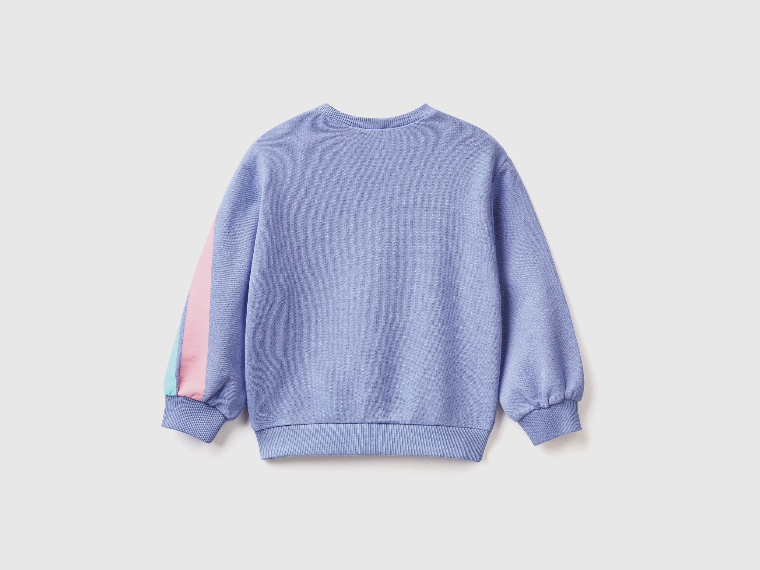 يونايتد كولورز اوف بينيتون سويت شيرت بطبعة قوس قزح بناتي