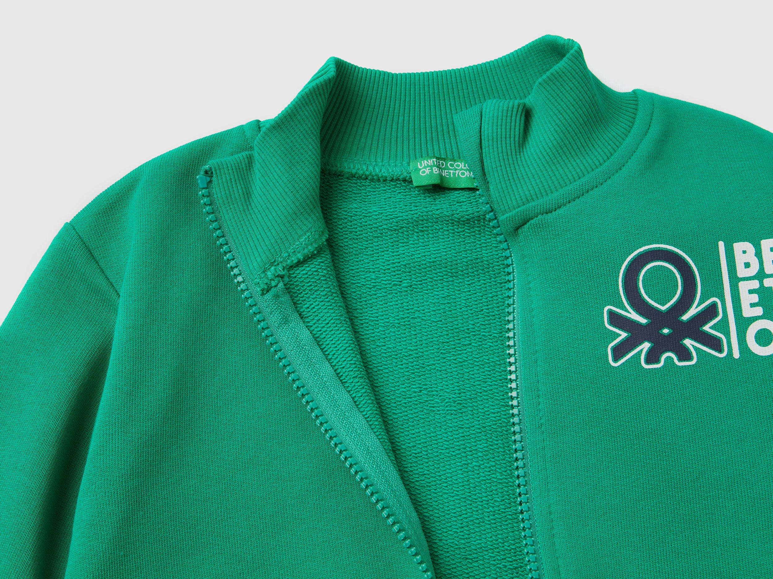 ูููุงูุชุฏ ููููุฑุฒ ุงูู ุจูููุชูู ุณููุช ุดูุฑุช ูุทู ูู
ุทููู ุฃุทูุงูู