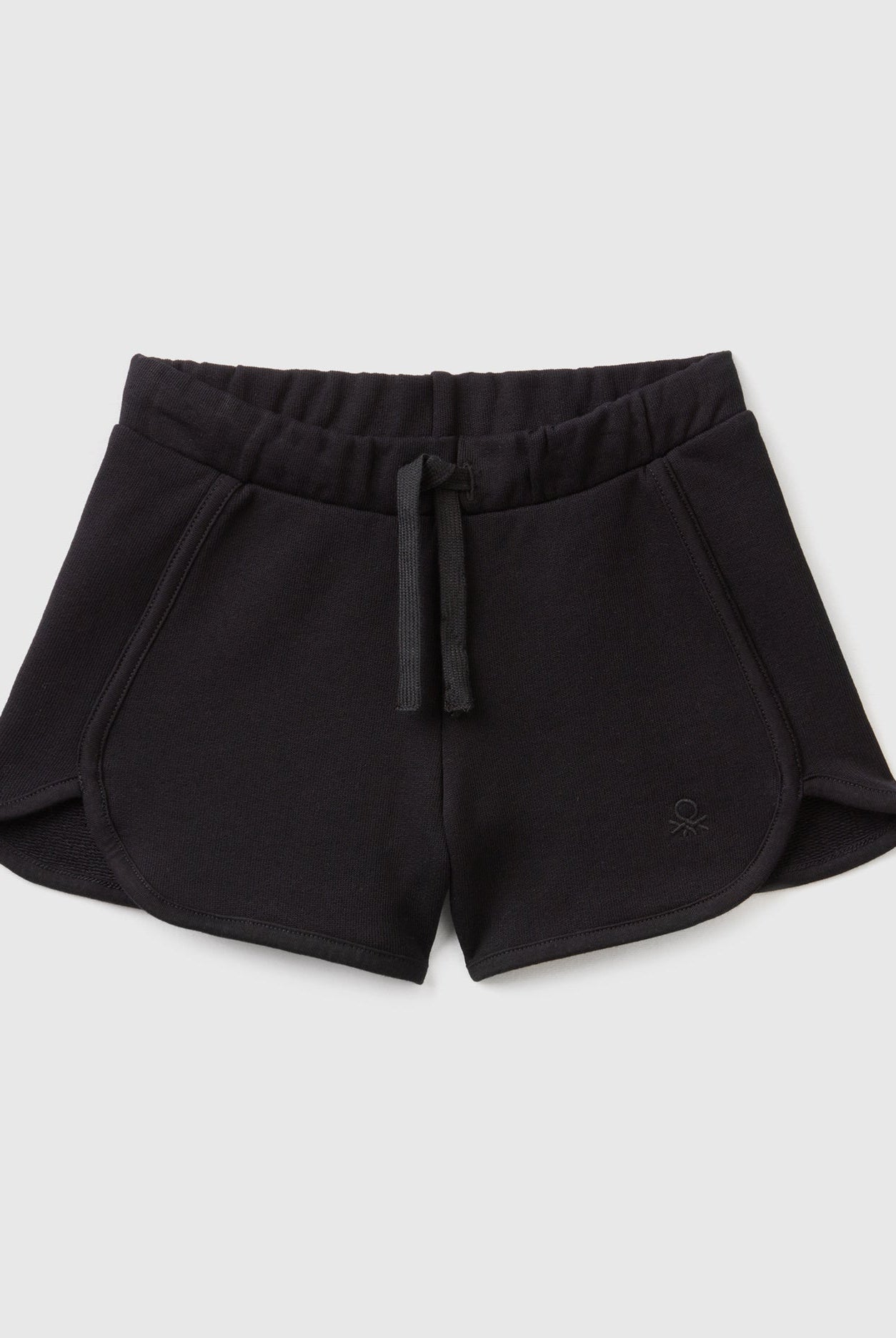 يونايتد كولورز اوف بينيتون شورت قطن عضوي 100% سادة برباط لون موحد بناتي