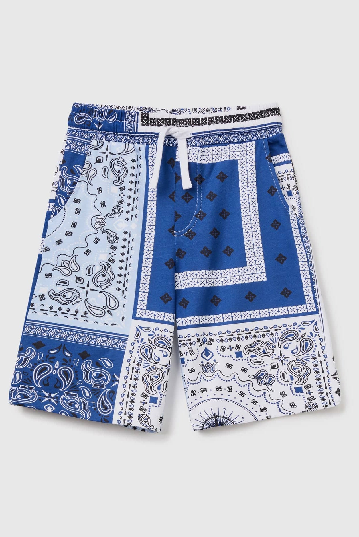 يونايتد كولورز اوف بينيتون برمودا ولادي منقوش مع رباط