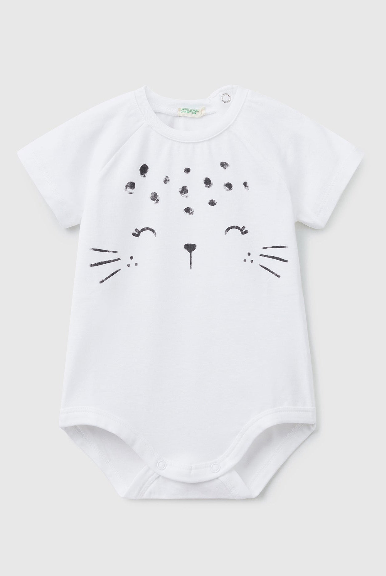 يونايتد كولورز اوف بينيتون بودي سوت أطفال نص كم بطبعة على الصدر