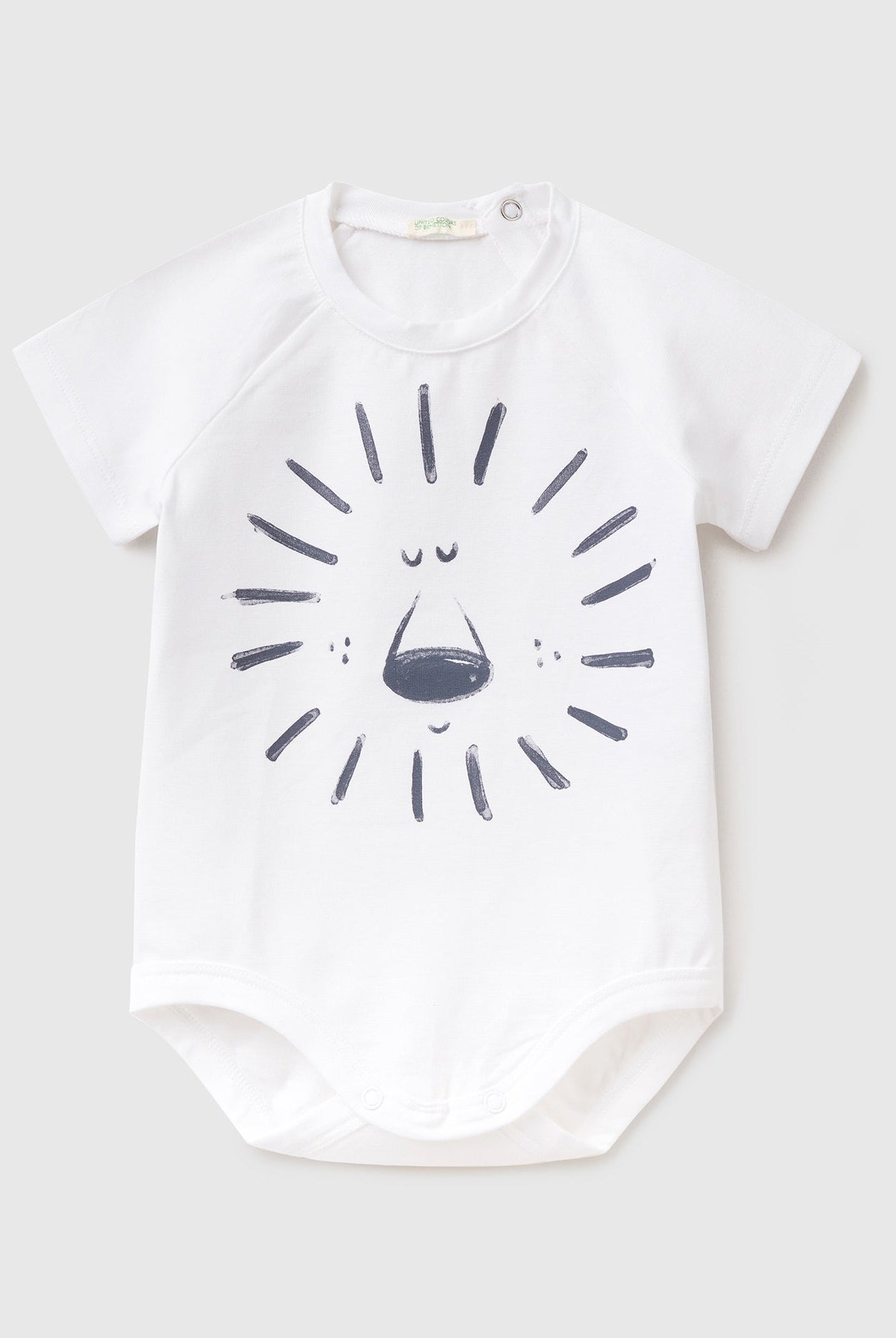 يونايتد كولورز اوف بينيتون بودي سوت أطفال نص كم بطبعة على الصدر